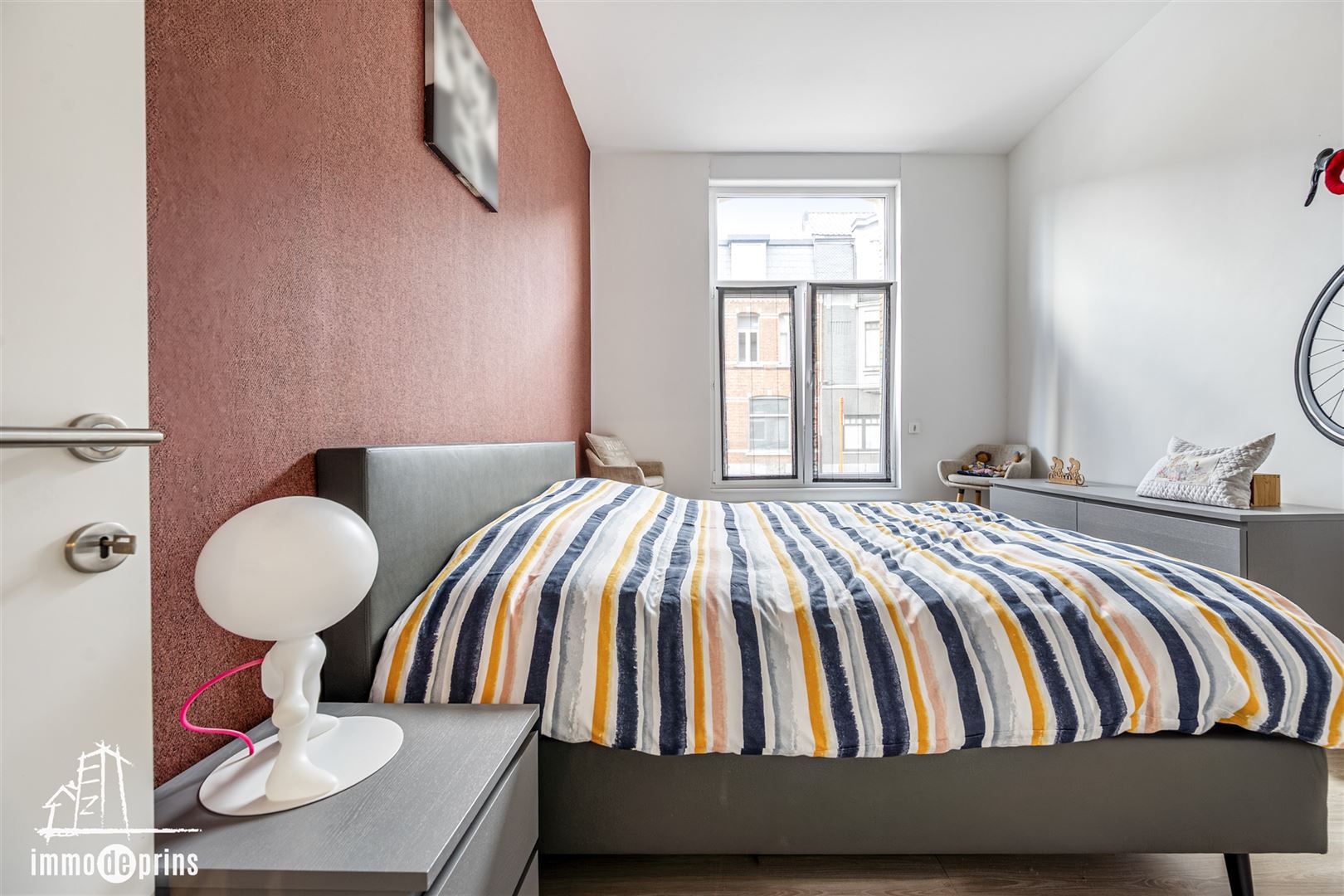 Gelijkvloers appartement met tuin foto 3