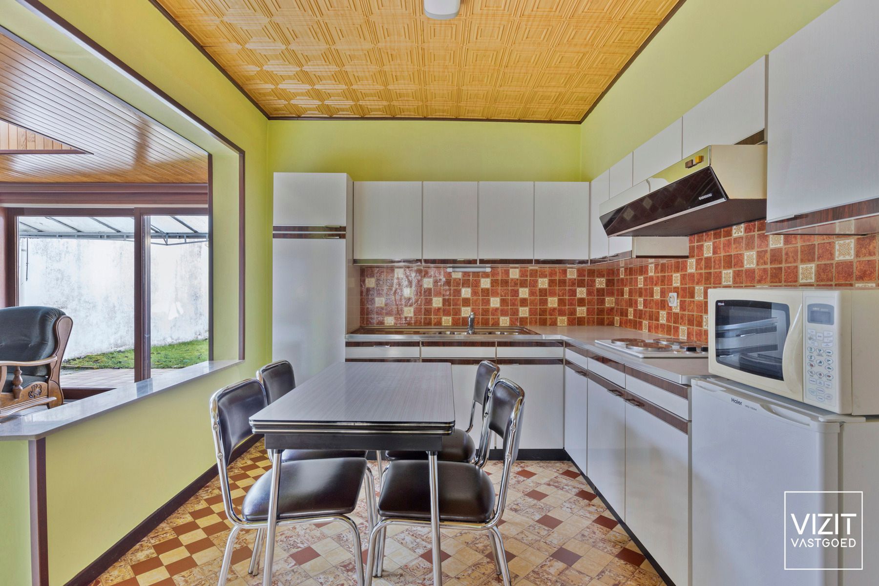 Ruim woonhuis in doodlopende straat foto 5