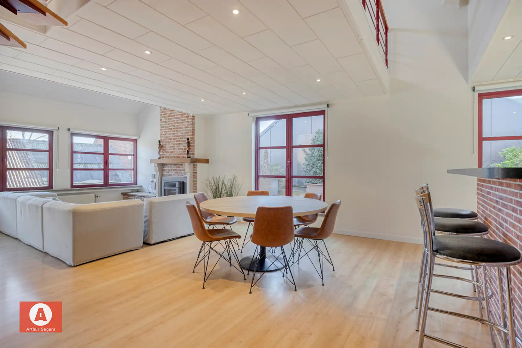 IN OPTIE - Ruim & energiezuinig appartement mét ruime beneden-berging. foto 6