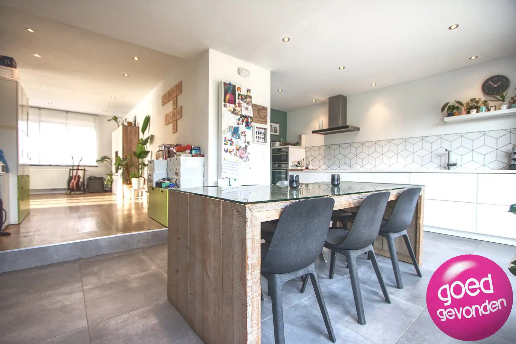 WONING - GERENOVEERD - 4 SLK - TERRAS - TUIN - PARKING foto 8