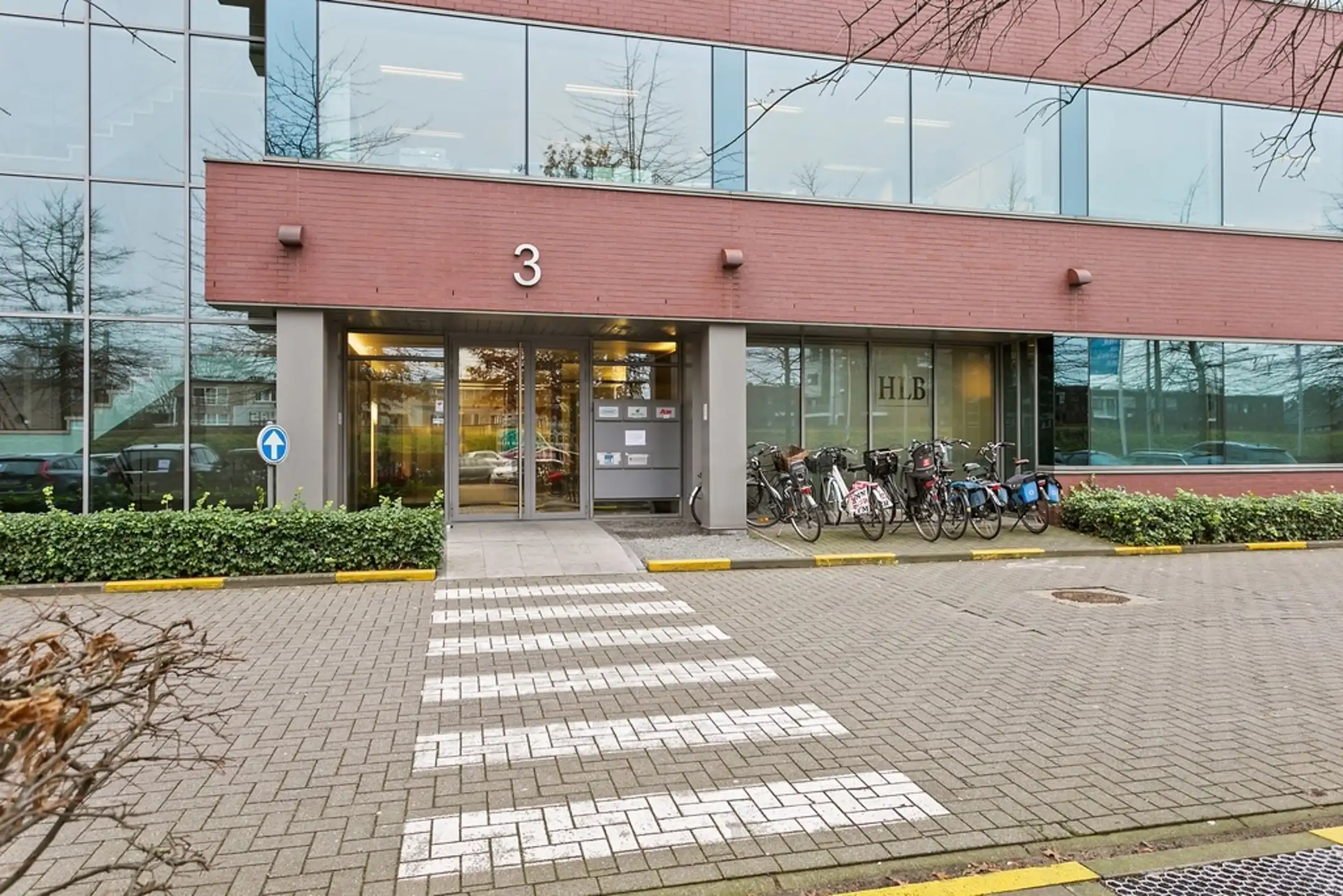 Kantoor te huur 535 m² op de gelijkvloerse verdieping foto 8