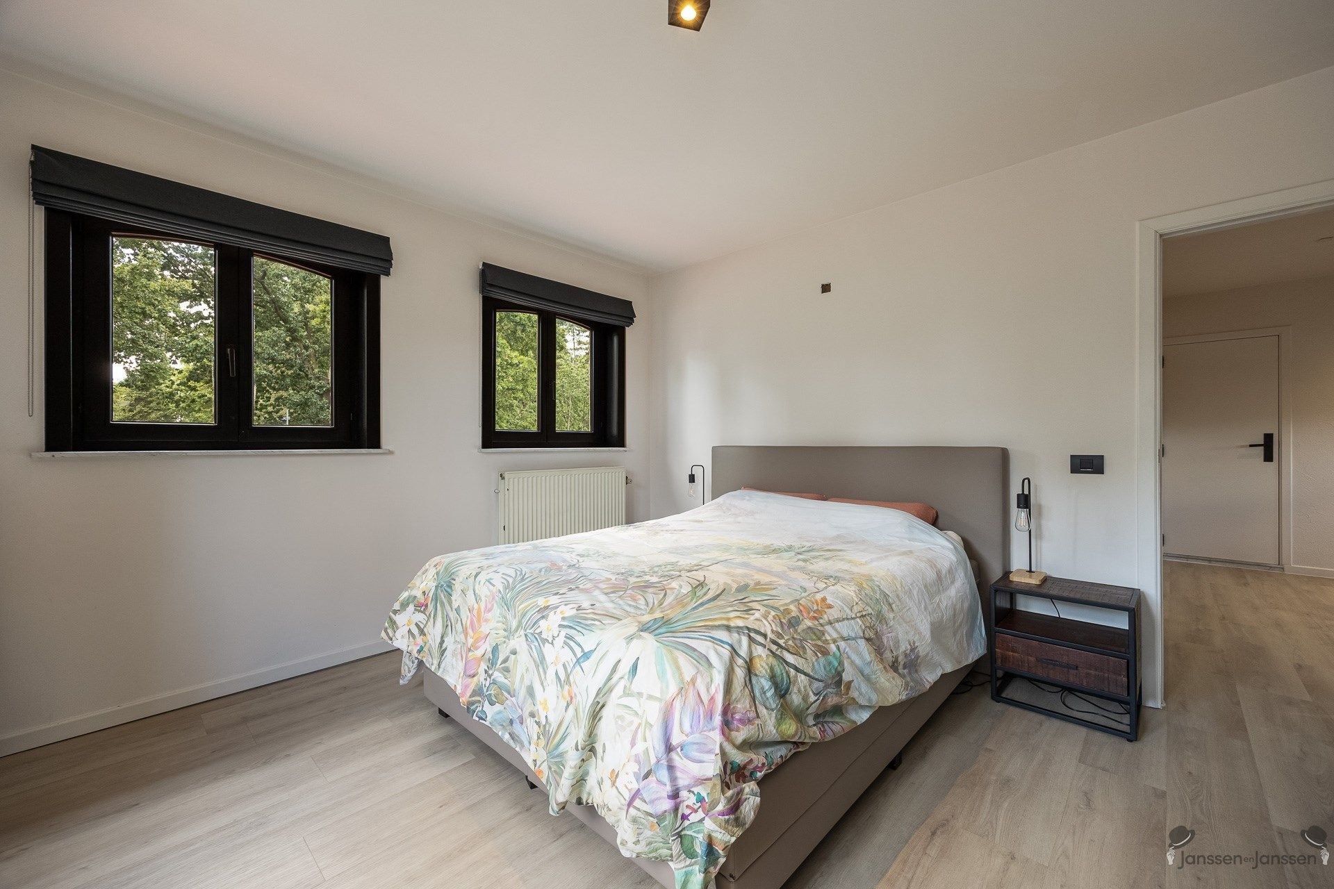 Charmante gerenoveerde woning te Zoersel foto 17
