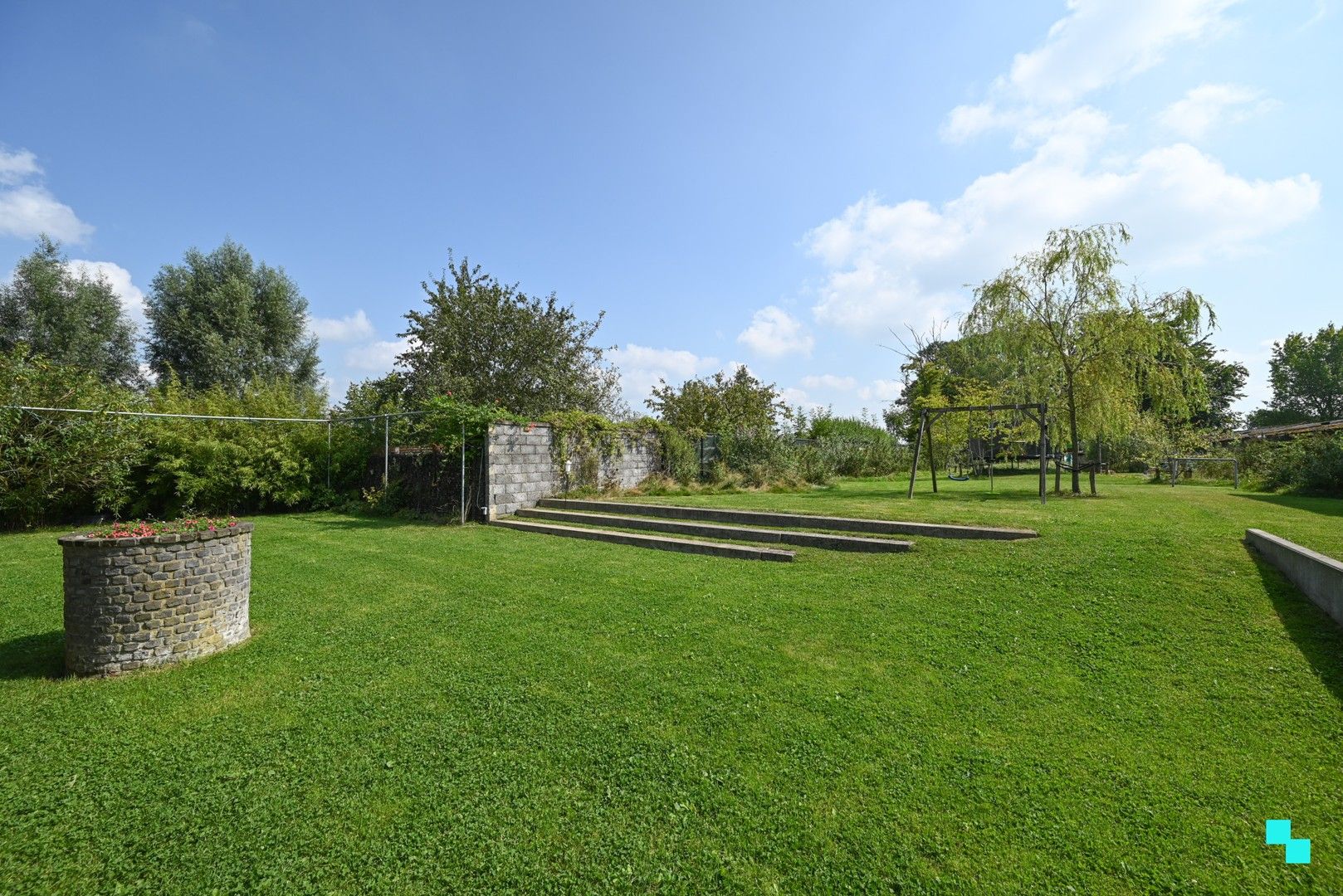 Landelijk gelegen HOB met uitgestrekte tuin in Izegem foto 16