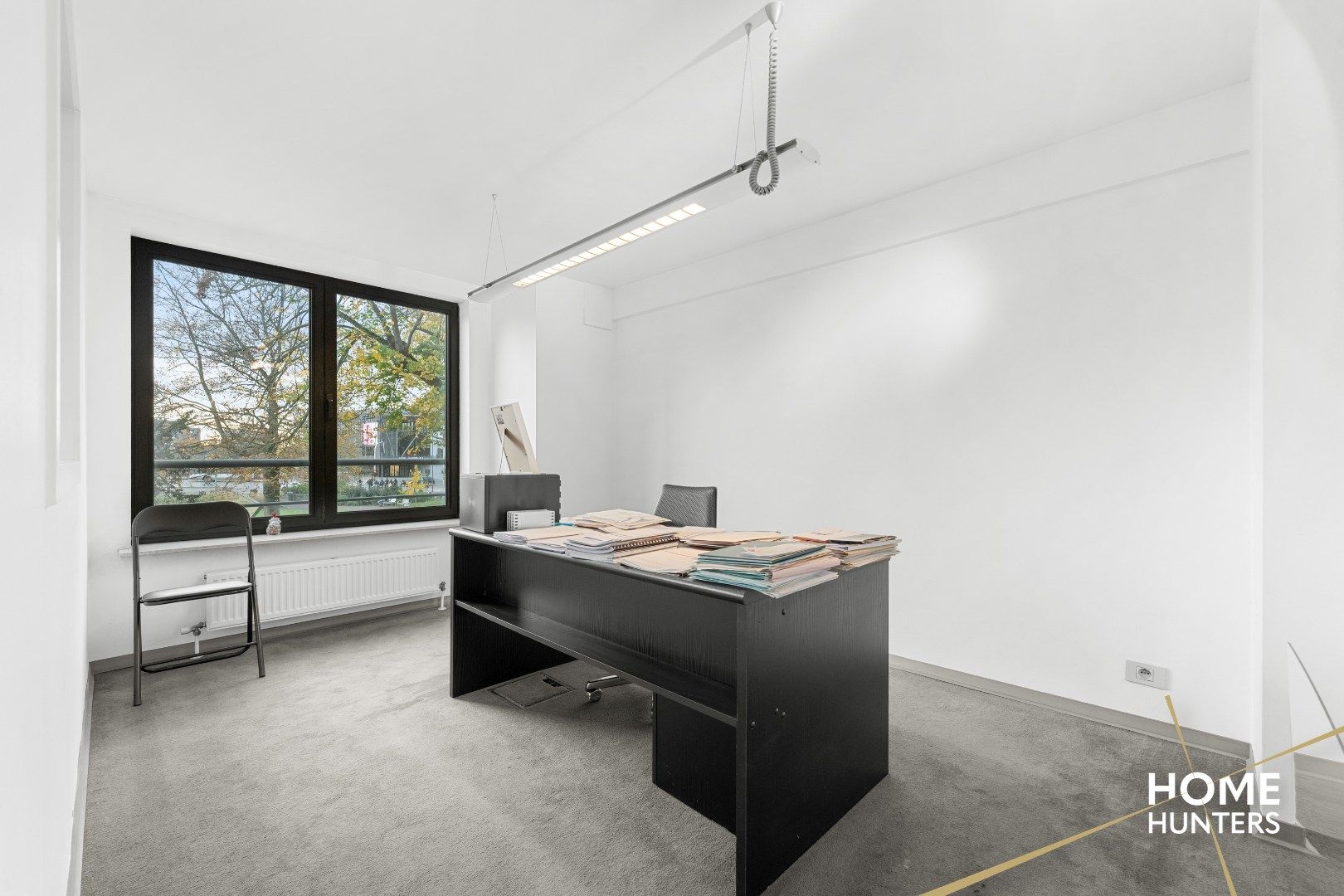 Kantoorruimte bestaande uit twee verdiepingen op het Colaertplein te Ieper foto 6