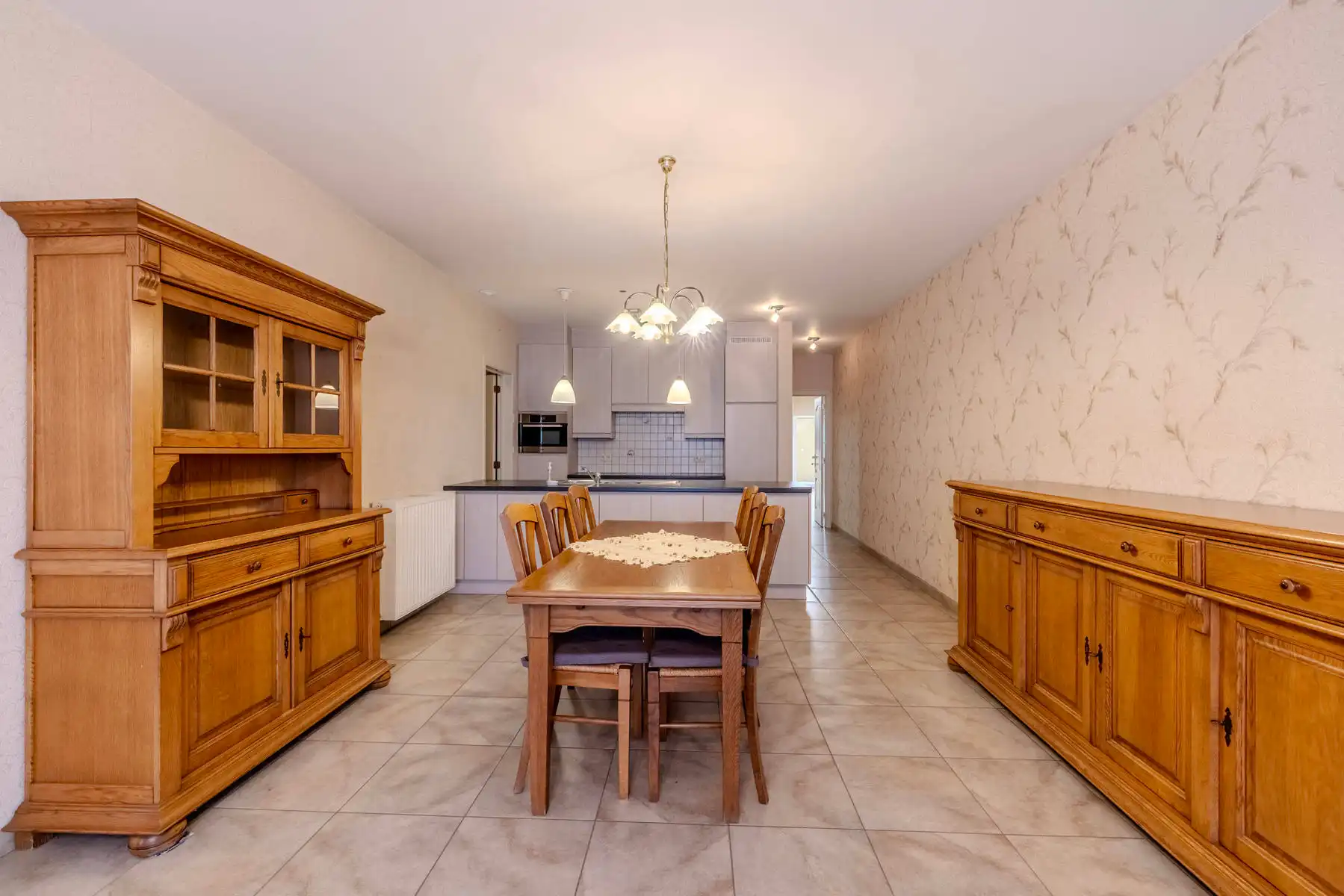 GLV app (132m²) met 2slpk, terras, garagebox en kelder foto 6