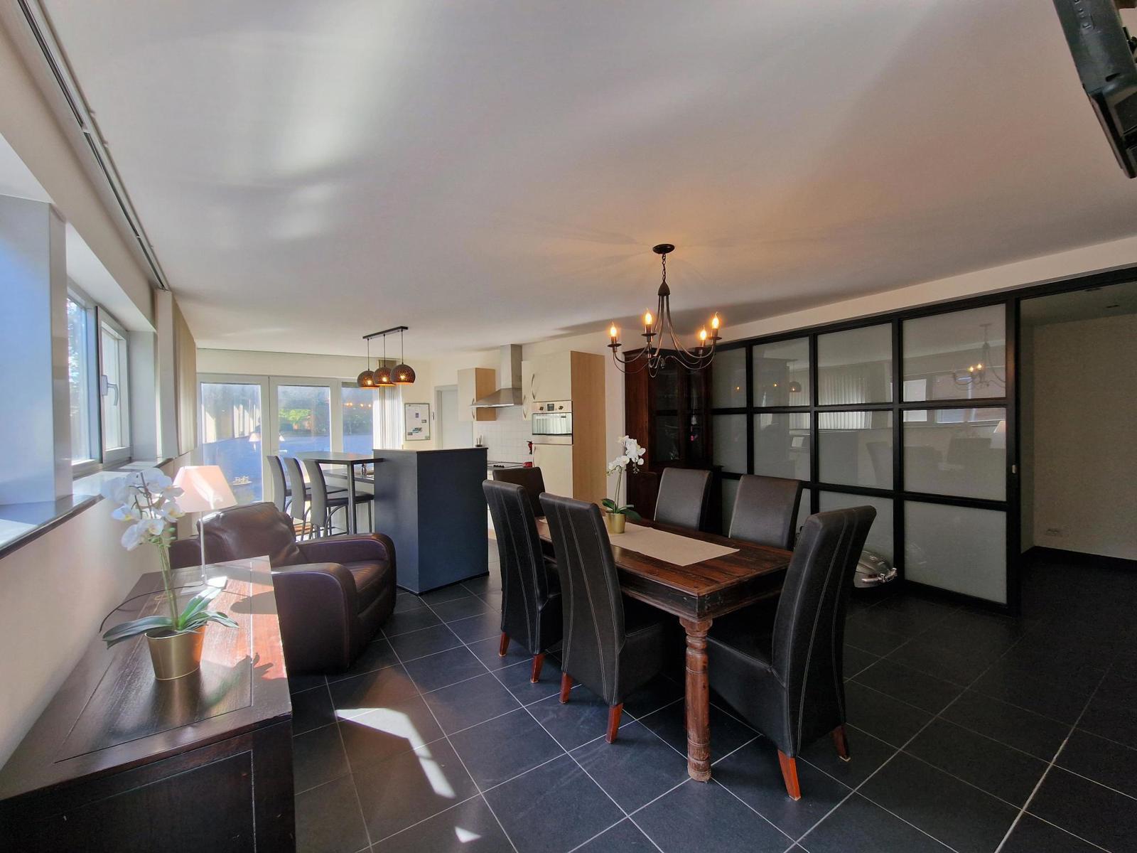 Appartement met groot terras en garage op Boulevard te Mol foto 12