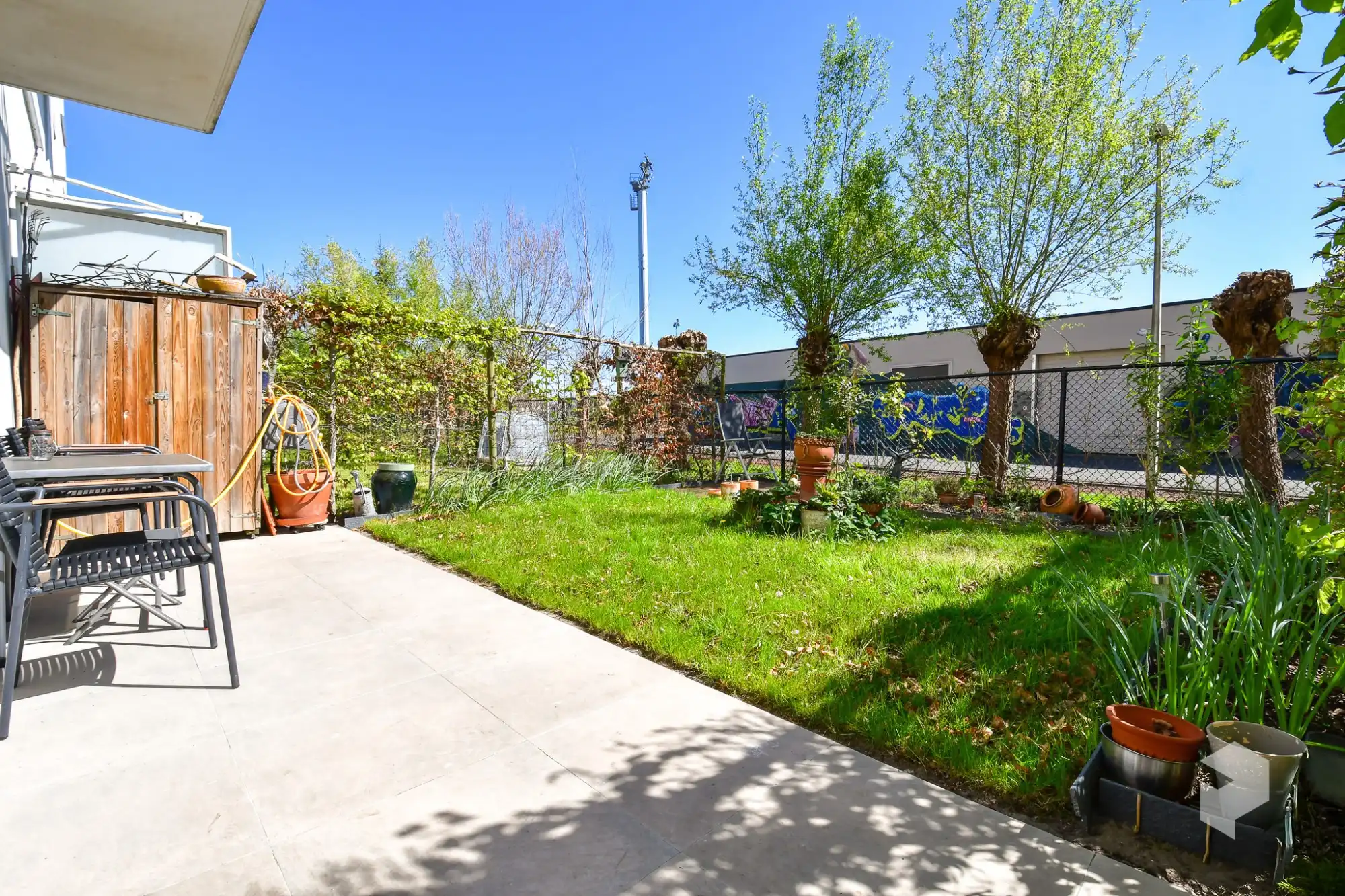 Mooi ruim appartement met tuin, ruim terras en 2 slaapkamers foto 8