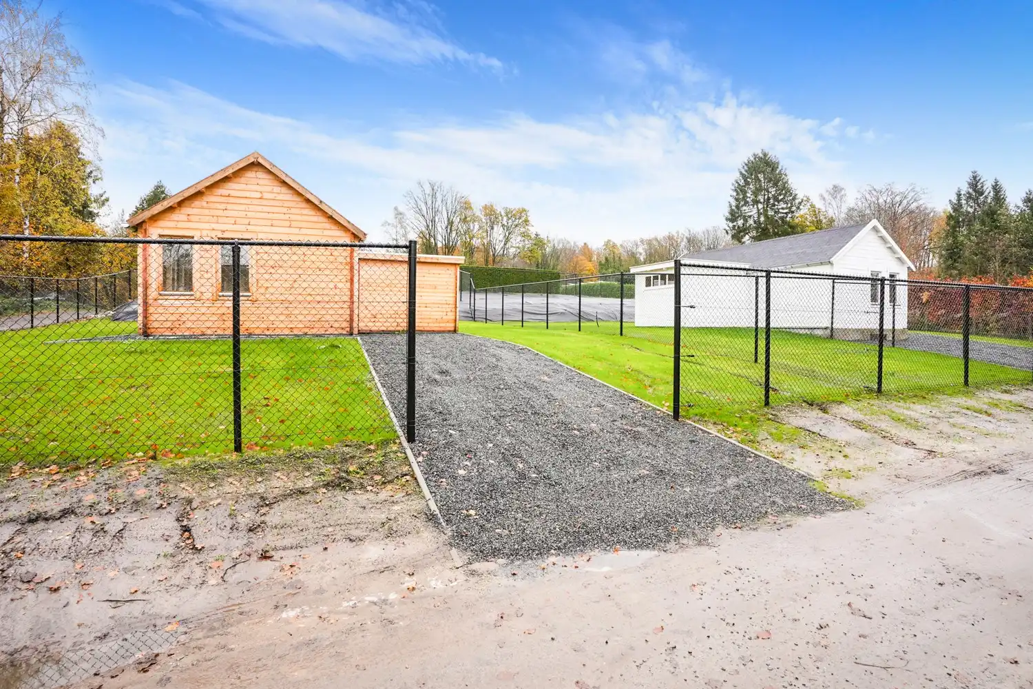 Charmant en instapklaar tiny house op rustige en bosrijke locatie in Hoeselt foto 24