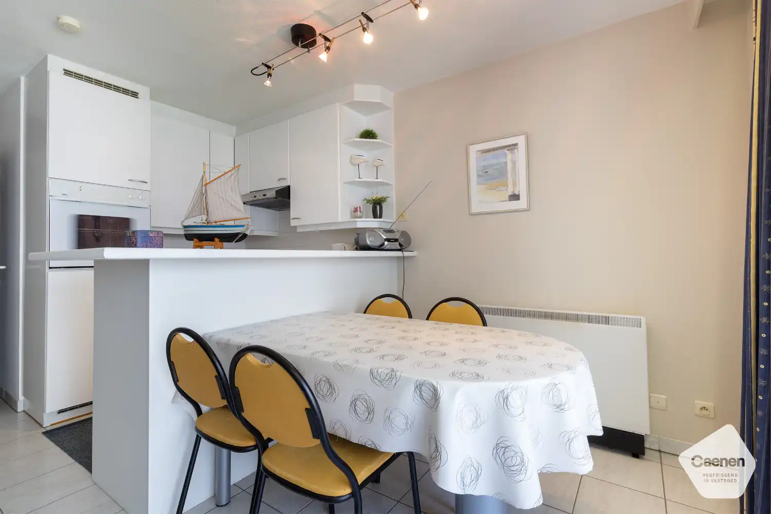 Volledig instapklaar appartement met binnenslaapkamer en ruim terras foto 5