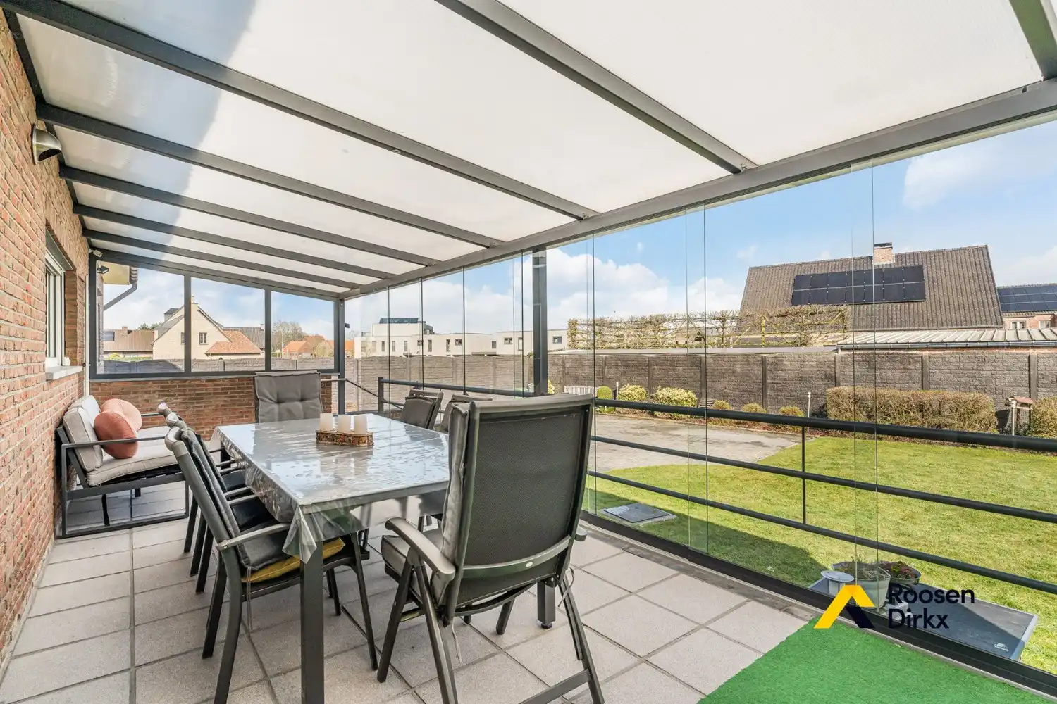 Degelijke, perfect onderhouden woning op 9 are, op fietsafstand van het centrum! foto 5