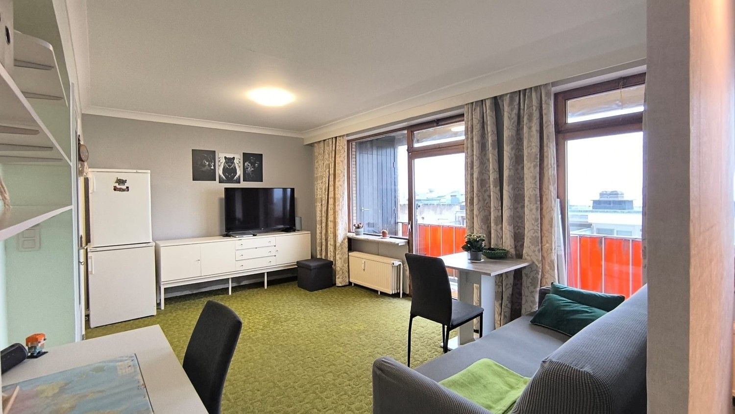 Charmante studio te koop in residentie Astoria aan de Zeedijk van Blankenberge foto 1