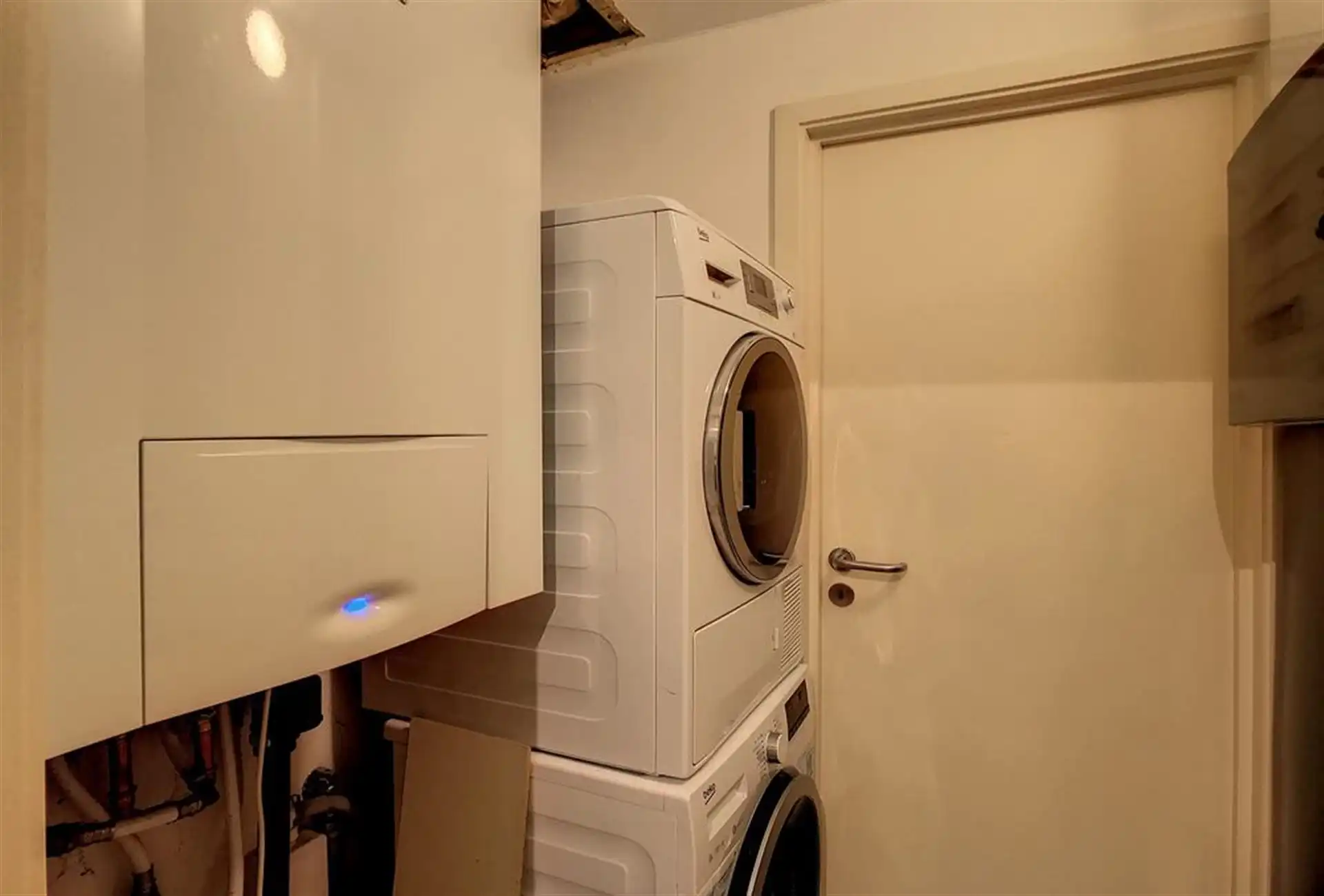 Exclusief gelijkvloers appartement met 2sk en privé tuin foto 12