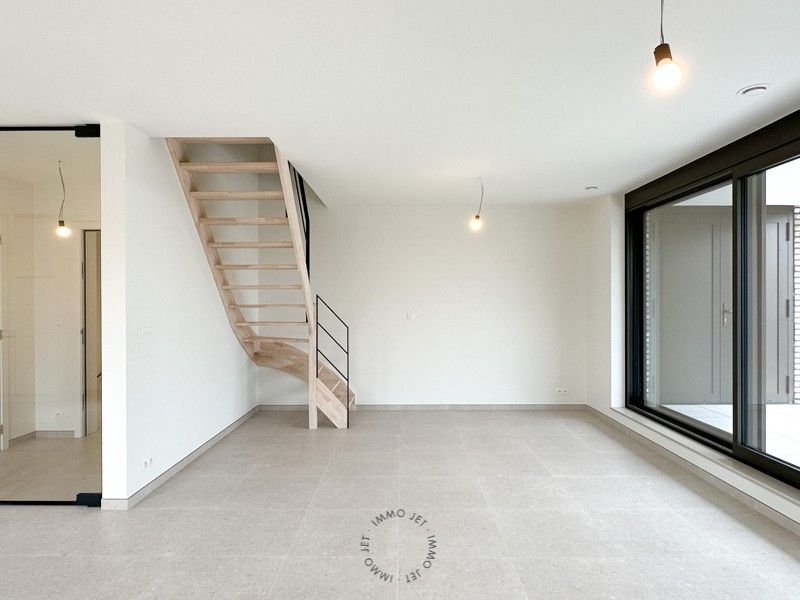 Prachtig gelegen nieuwbouwappartement met drie slaapkamers, groot terras en autostaanplaats foto 5