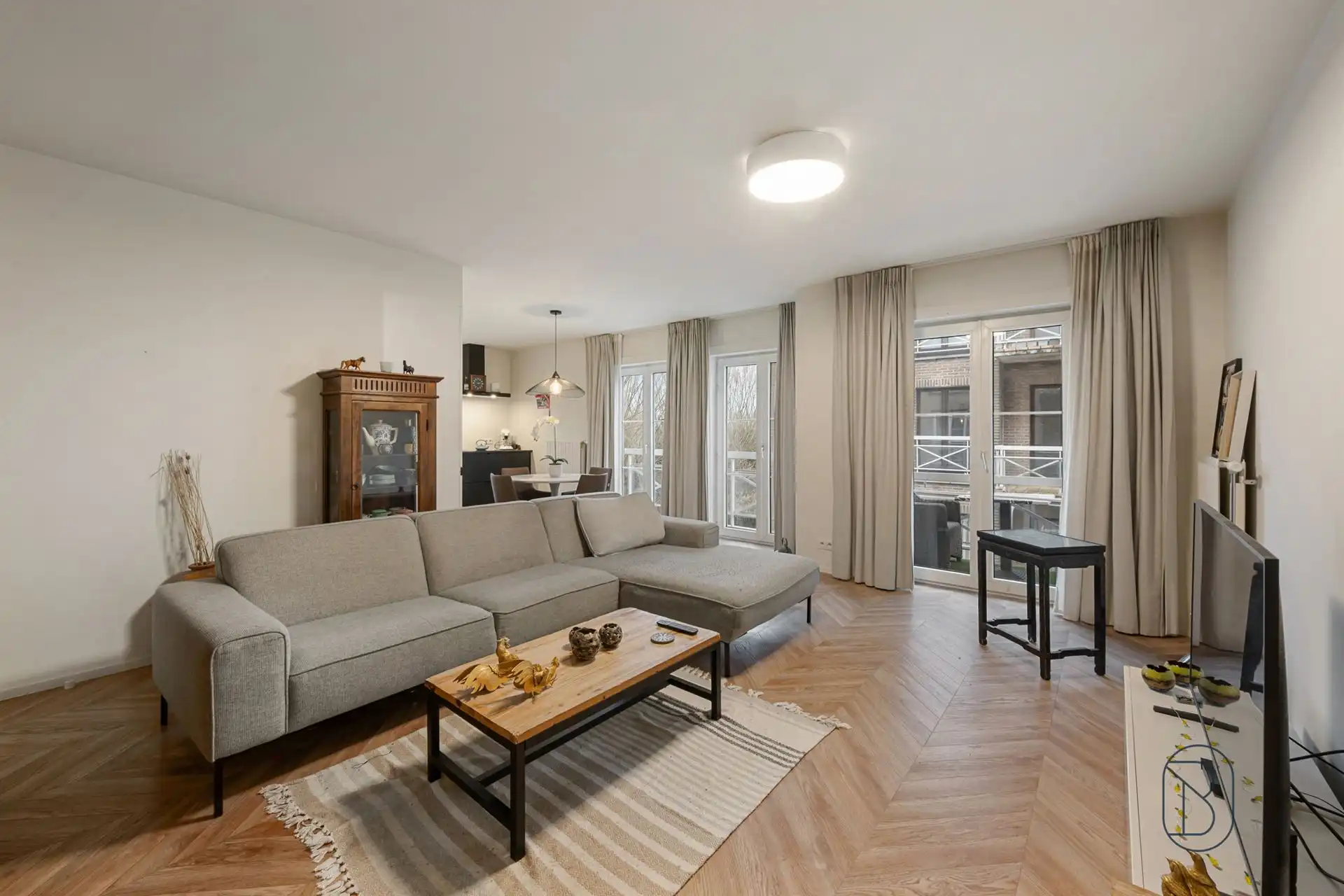 Instapklaar appartement met garage en EPC B nabij Kortrijk foto 2