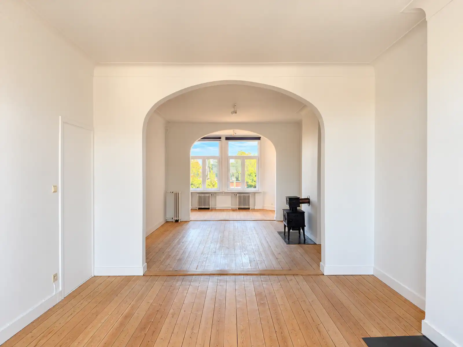 Charmant en lichtrijk appartement met 2 slaapkamers en terras nabij Park Den Brandt foto 2