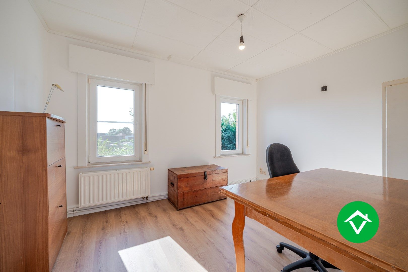 Rustig gelegen instapklare woning met 4 slaapkamers en garage te Torhout foto 16