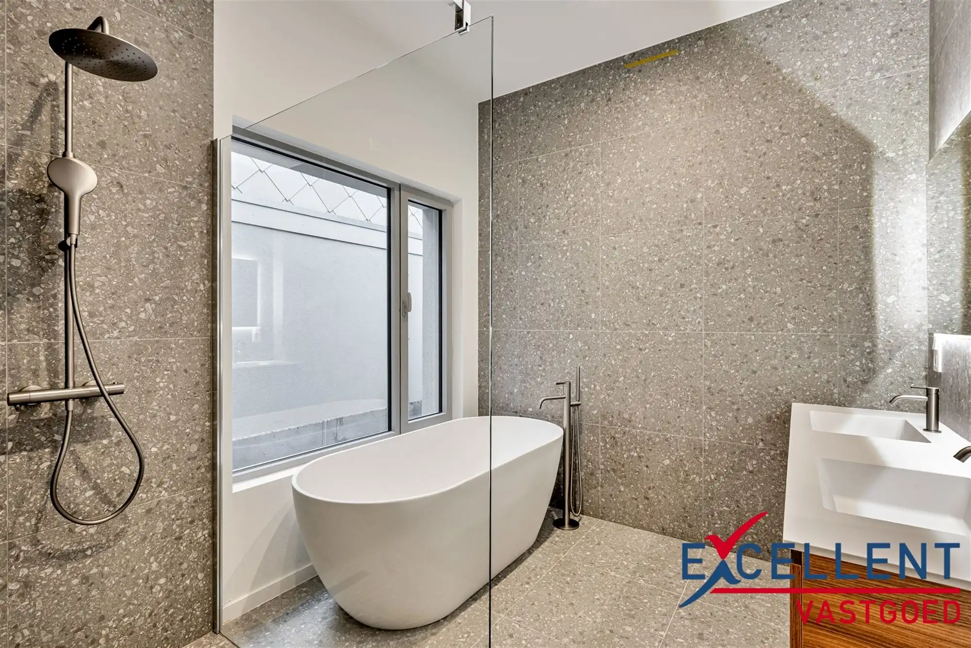 Uitzonderlijke woning met tuin centrum Deinze foto 7