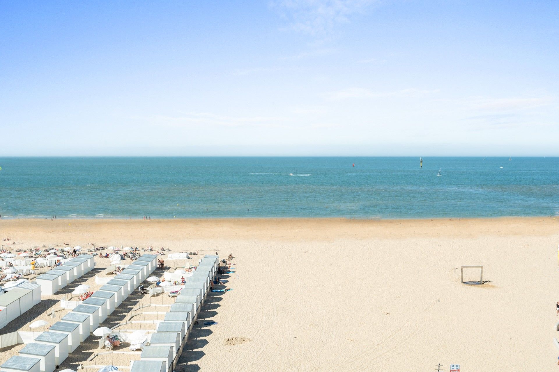 Uniek hoekappartement op de Zeedijk te Knokke foto 3