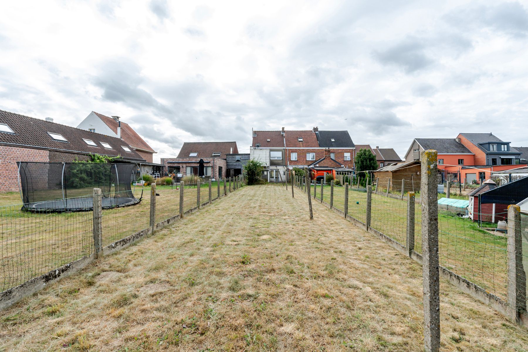 Huis 3 slaapkamers, grote zolder en grote tuin te Grimbergen foto 14