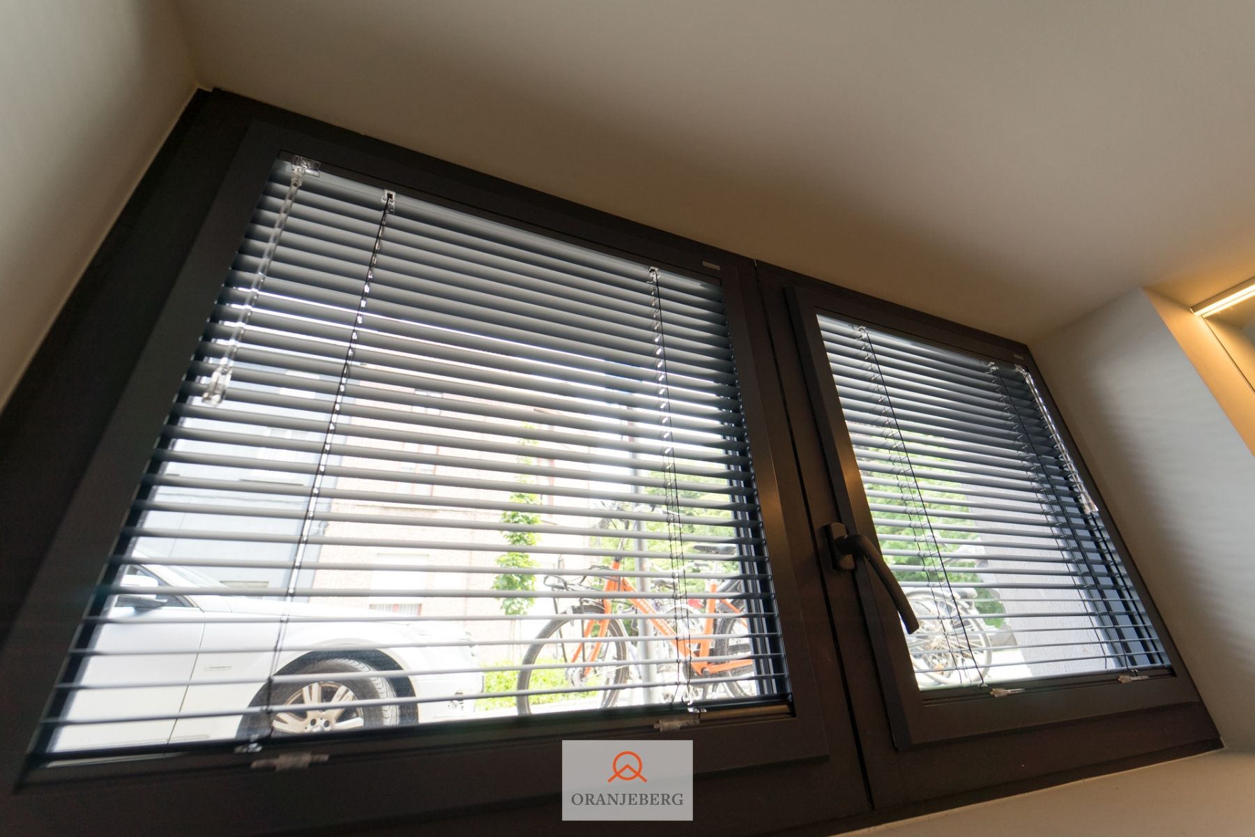 Gerenoveerd ruim duplex appartement met 2 slpk's foto 26