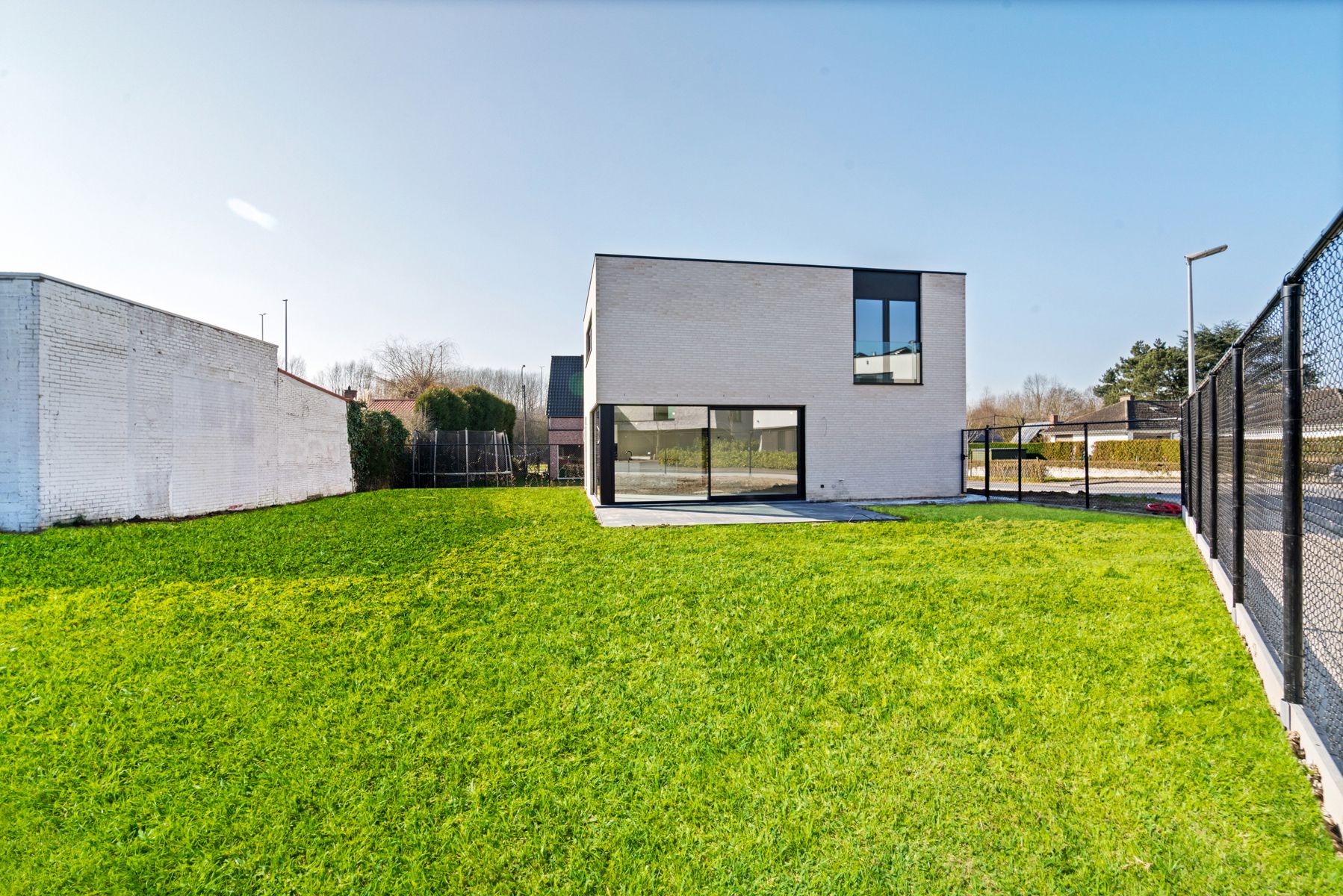 Moderne, vrijstaande woning foto 2