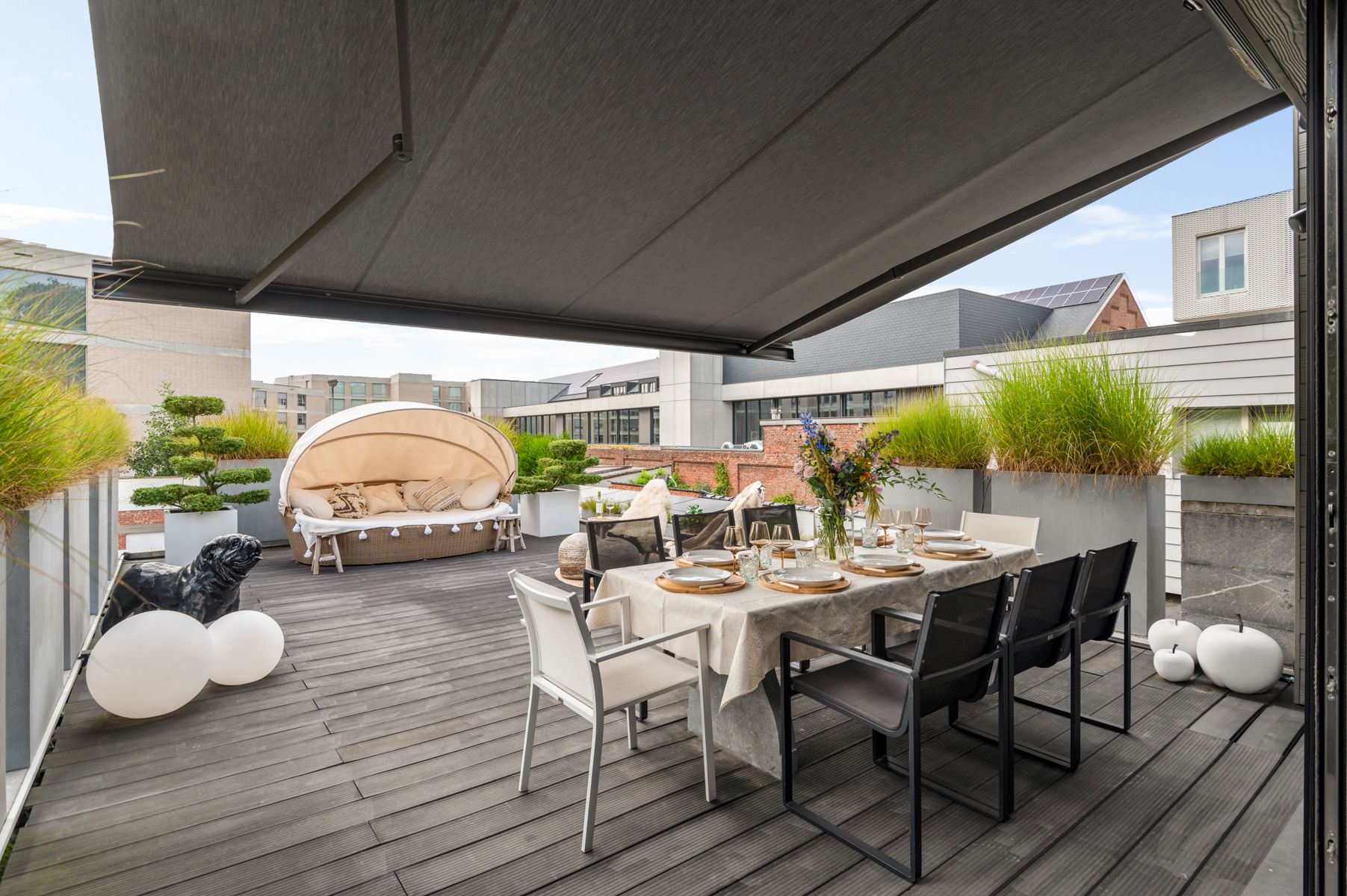 Degelijk gerenoveerde woning aan de Vesten te Lier. foto 27