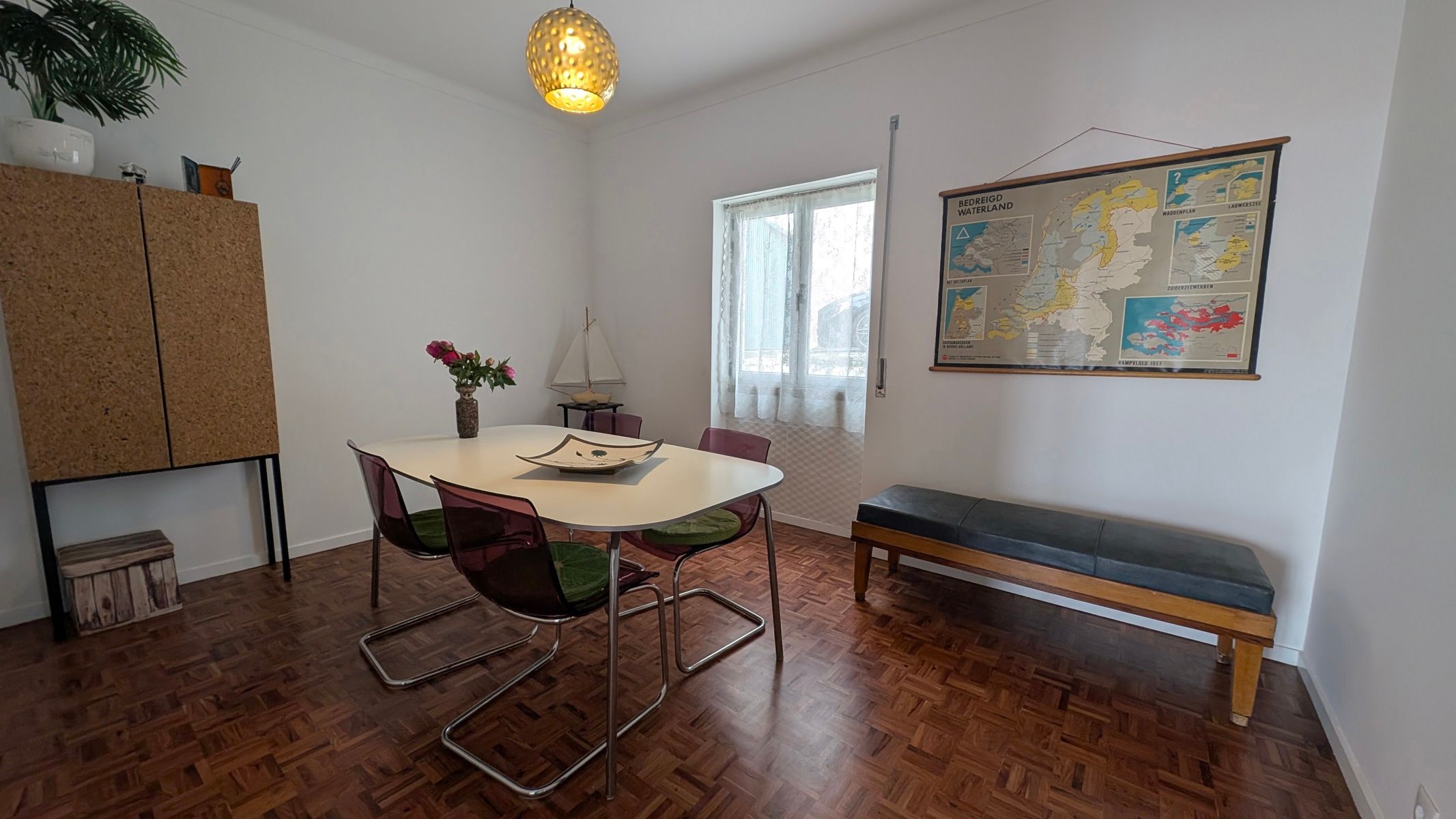 Instapklaar ruim appartement met zeezicht in Nazaré. foto 4