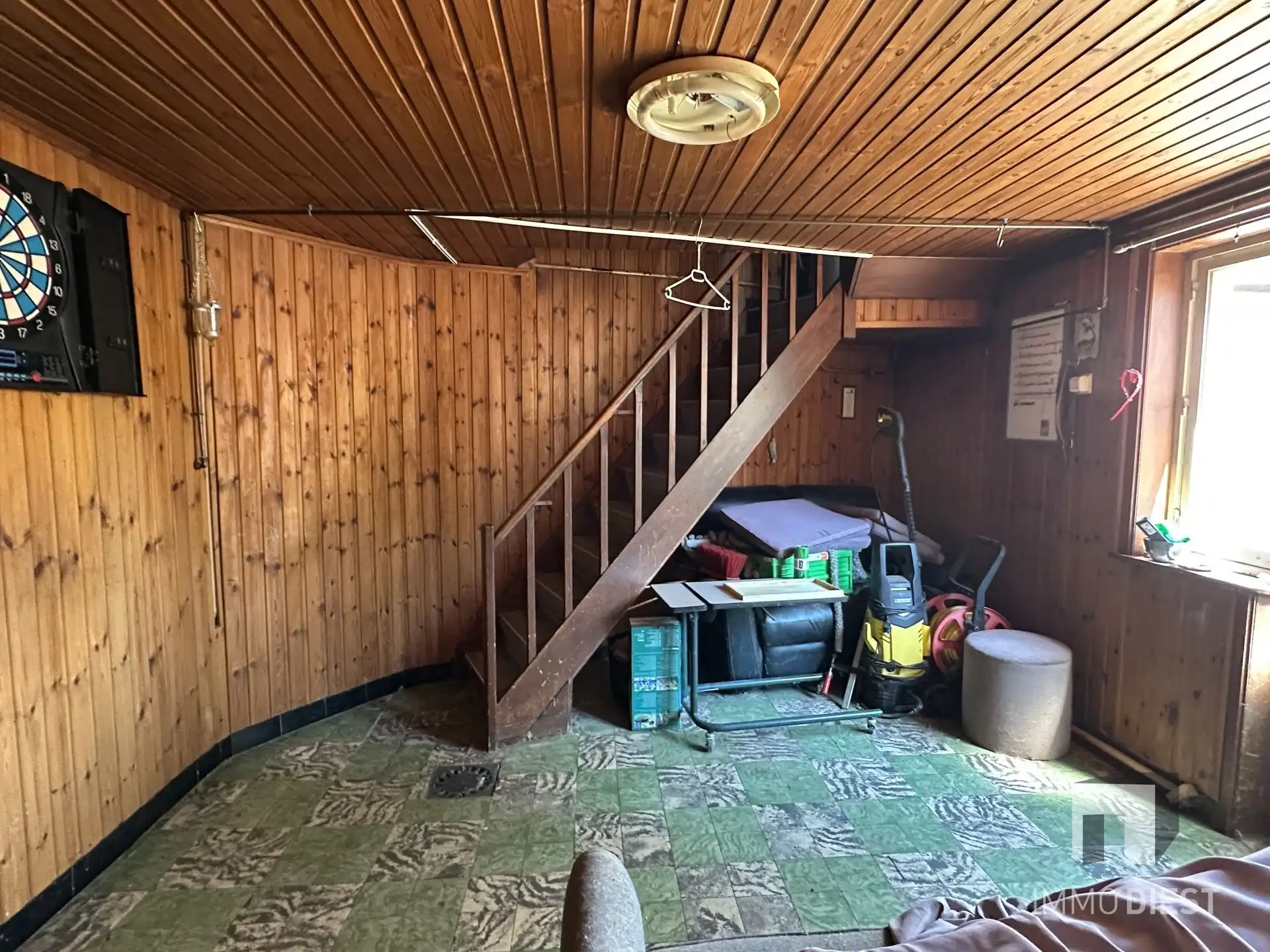 Te renoveren woning met 3 slaapkamers, 2 garages en tuin in Diest foto 29