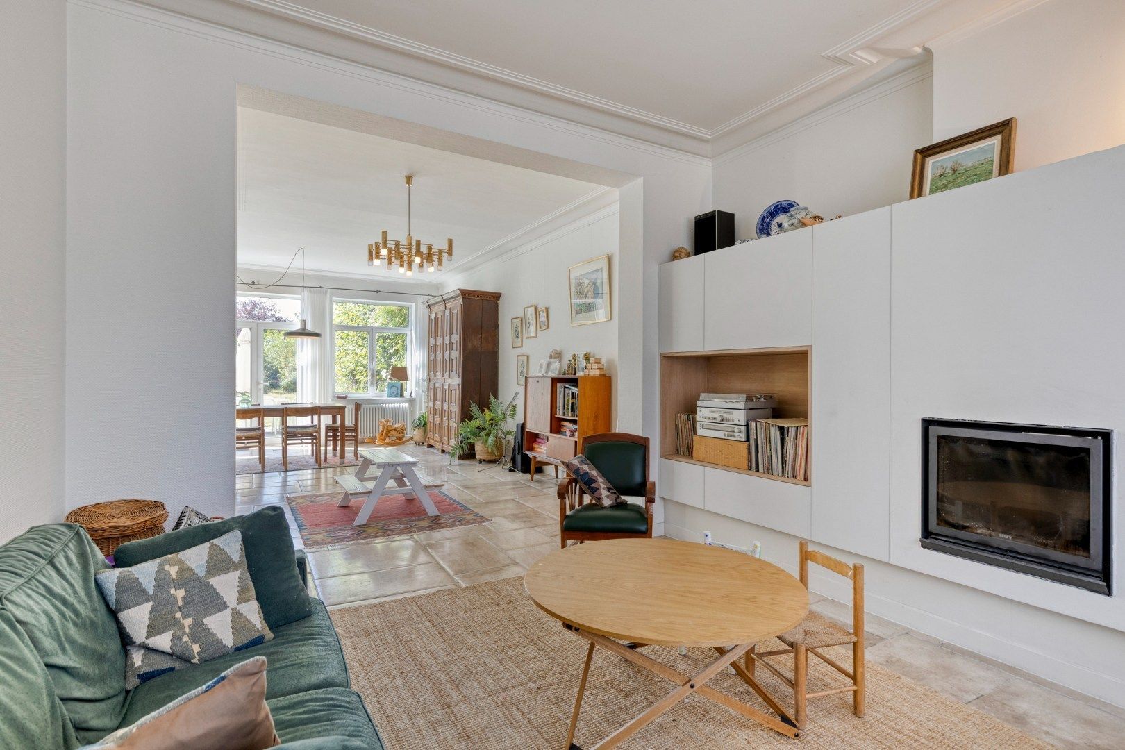 TE HUUR - Op zoek naar een stijlvol en uniek herenhuis met 5 slpk in hartje Merchtem? Welkom Home! foto 4