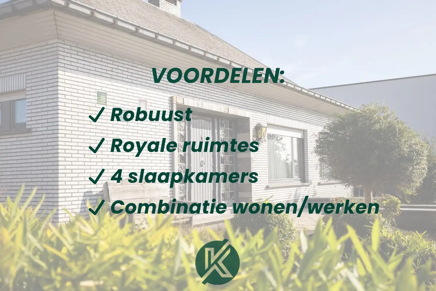 Robuuste, tijdloze villa met veel potentieel foto 2