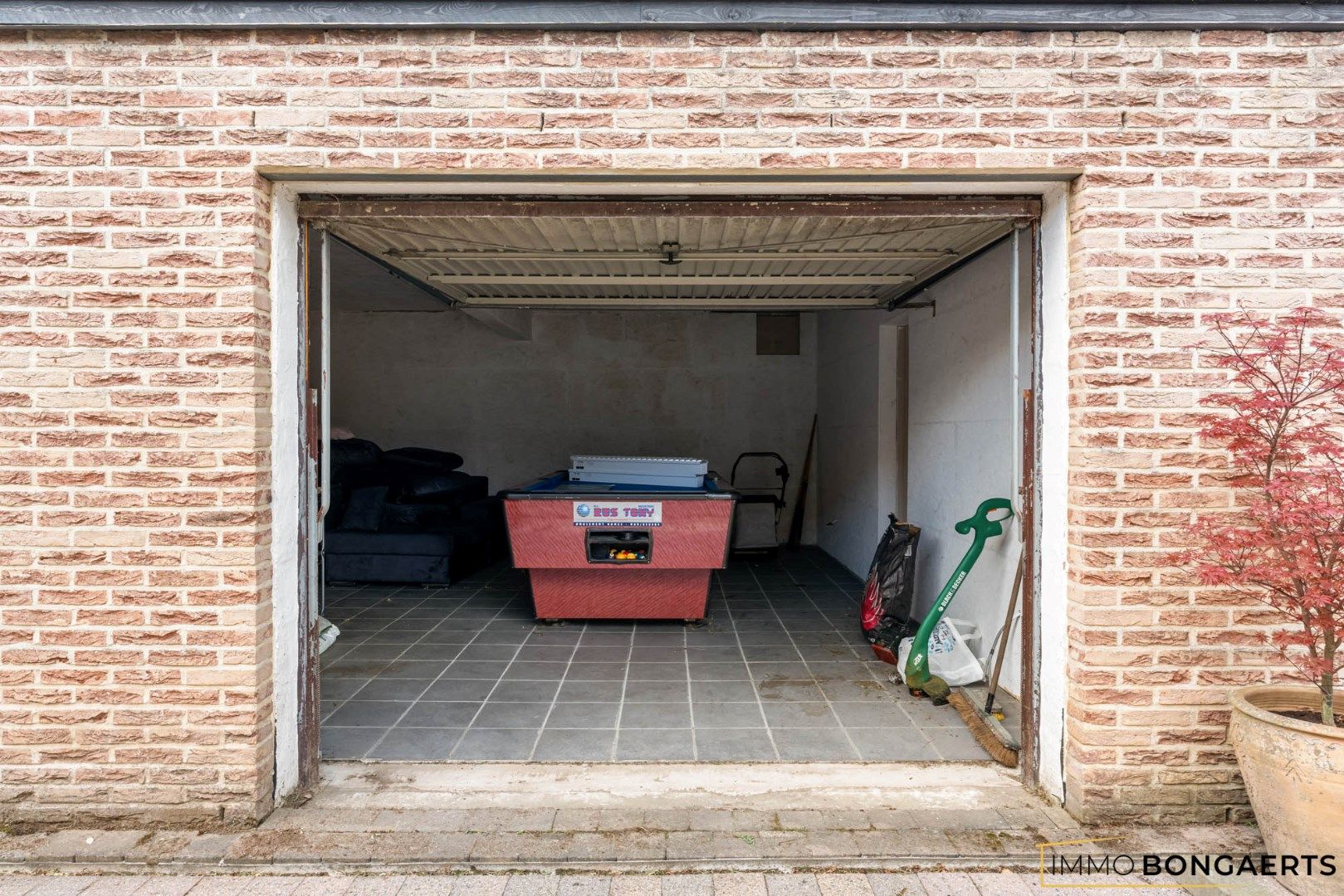 Ruime bungalow met drie slaapkamers foto 17
