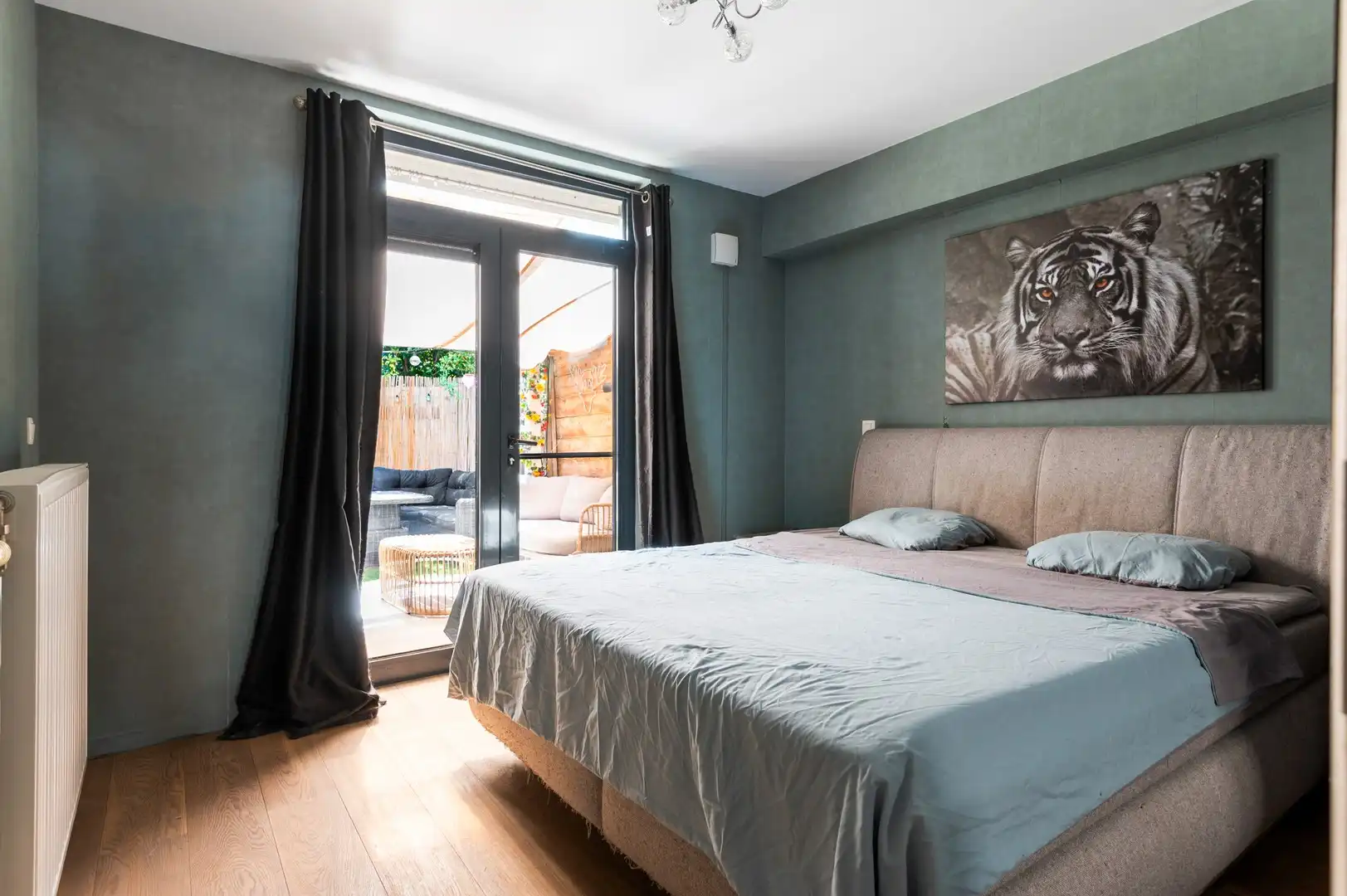 Lichtrijk GLV-appartement met zonnige tuin foto 9