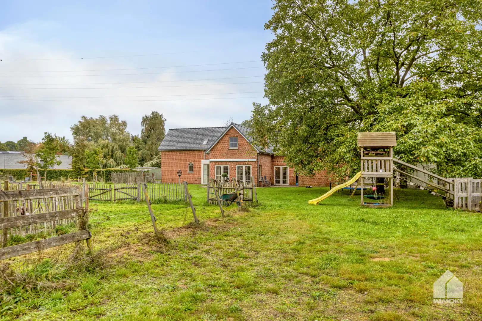 Volledig gerenoveerde, energiezuinige langgevelhoeve op riant perceel van 76 are. foto 41