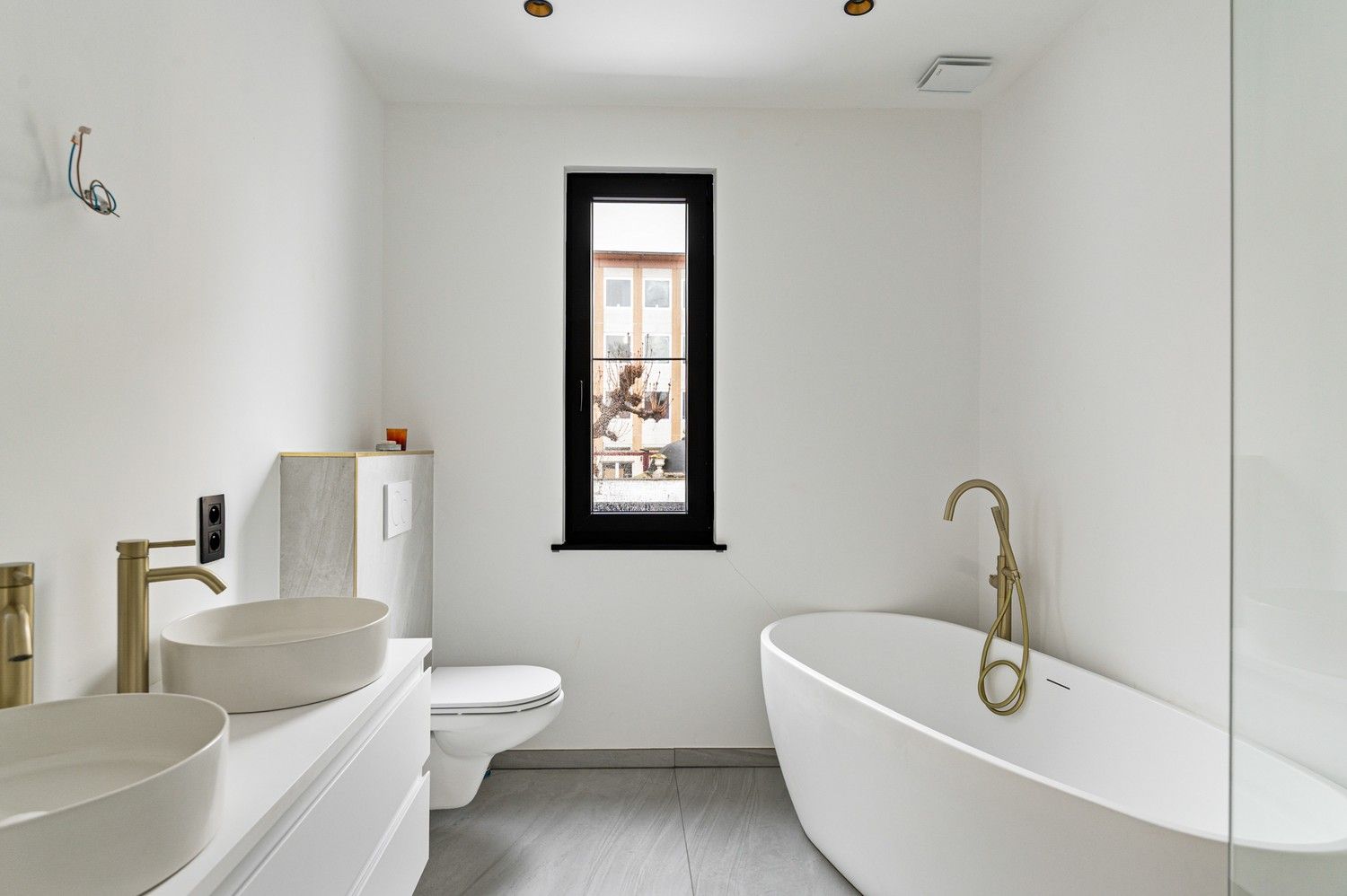 Kwalitatief gerenoveerde woning Te Koop op toplactie binnen de Lierse stadsvesten foto 10