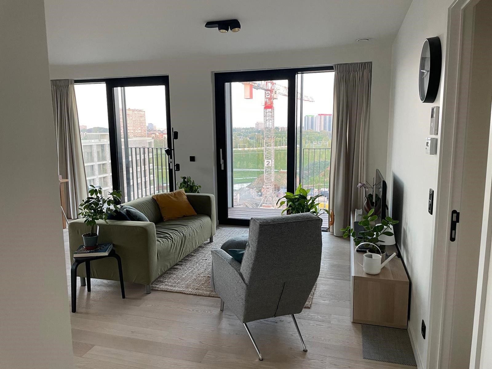 Gezellig lichtrijk gemeubeld 2k. appartement (TERRASSEN) foto 3