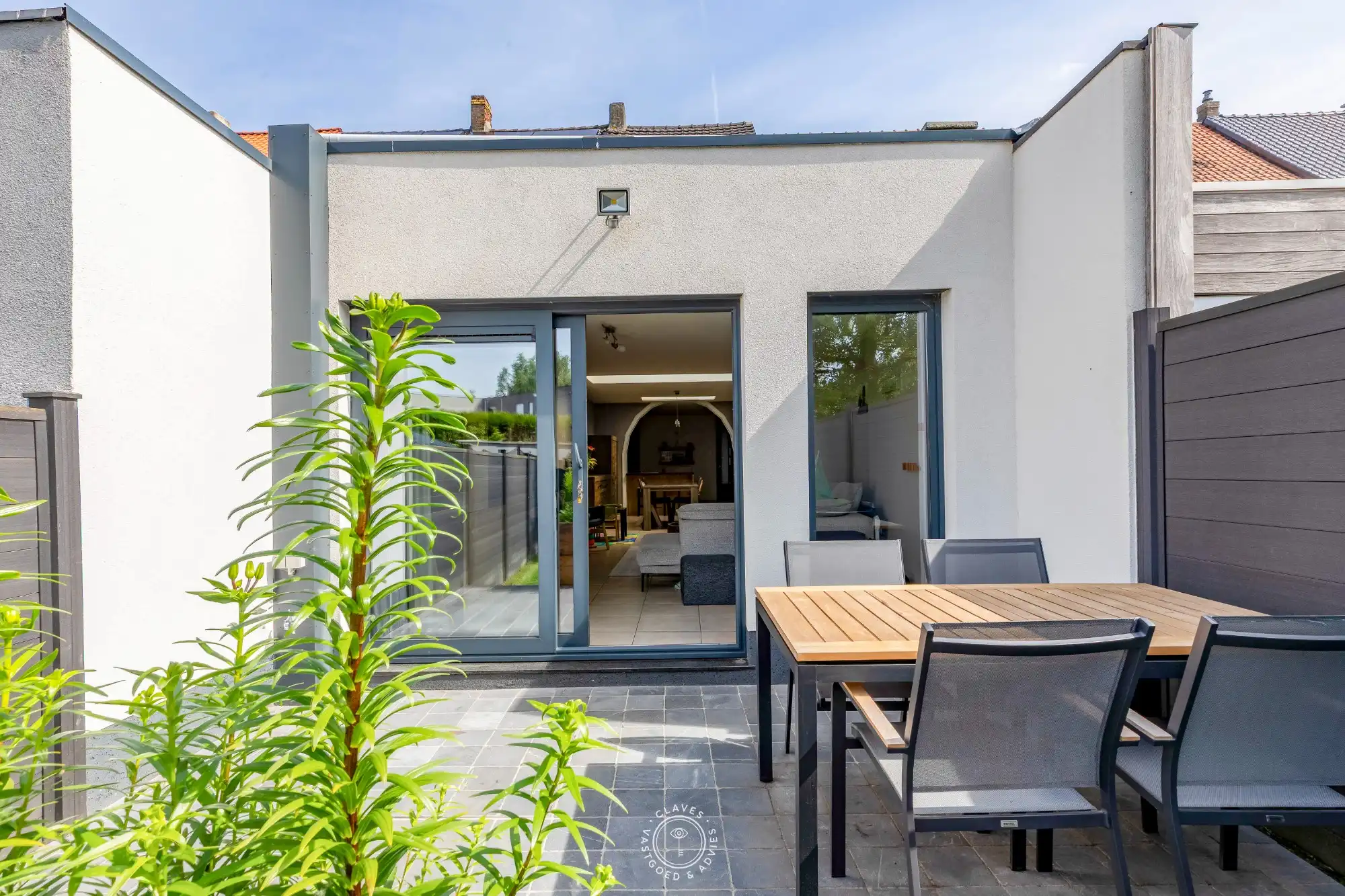 Energiezuinige gezinswoning met zuidgerichte tuin foto {{pictureIndex}}