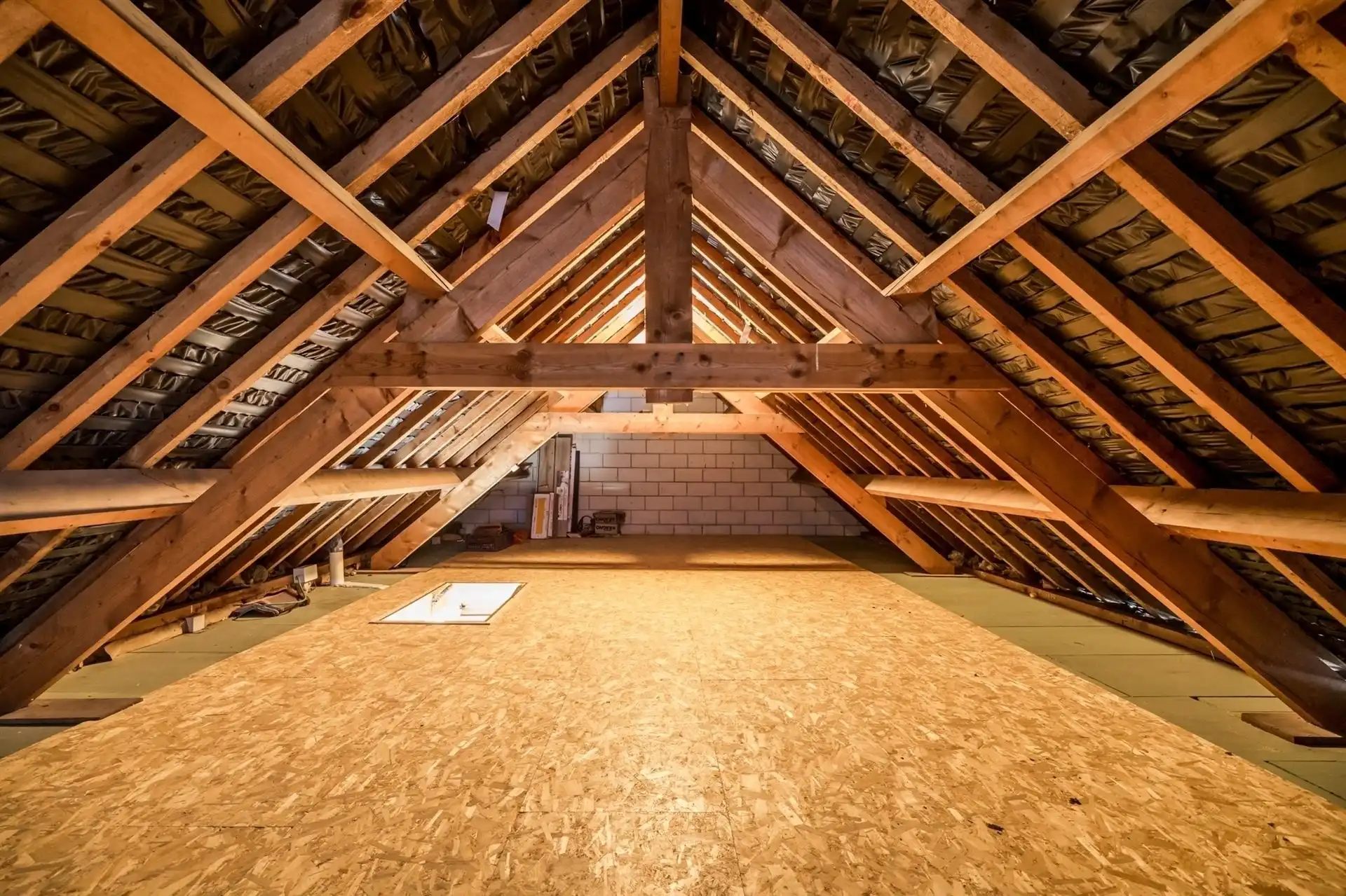 Ruime villa met 6 slaapkamers, zonnige tuin, 2 garages en oprit in rustige woonwijk te Lier foto 23