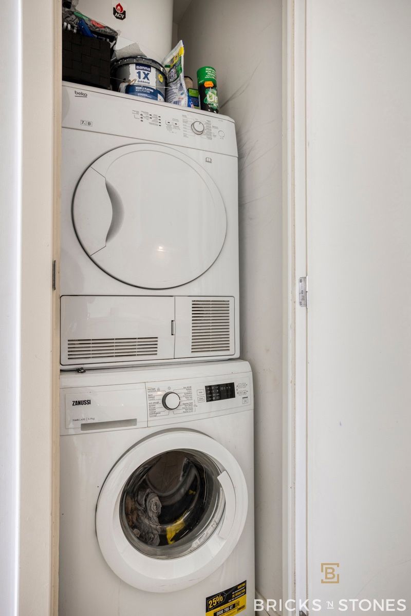 Charmante studio met uitzicht op Park Spoor Noord! foto 7