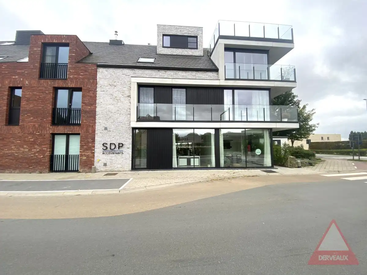 Zonnebeke – Appartement met terras en garage foto {{pictureIndex}}