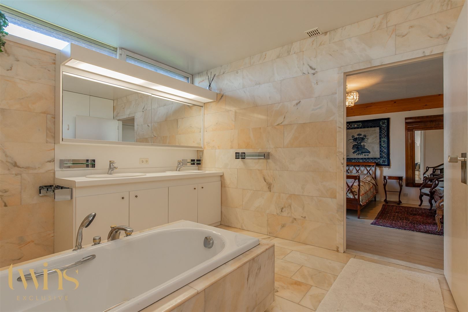 Stijlvolle villa-bungalow op ruim perceel met zuidgerichte tuin  foto 28