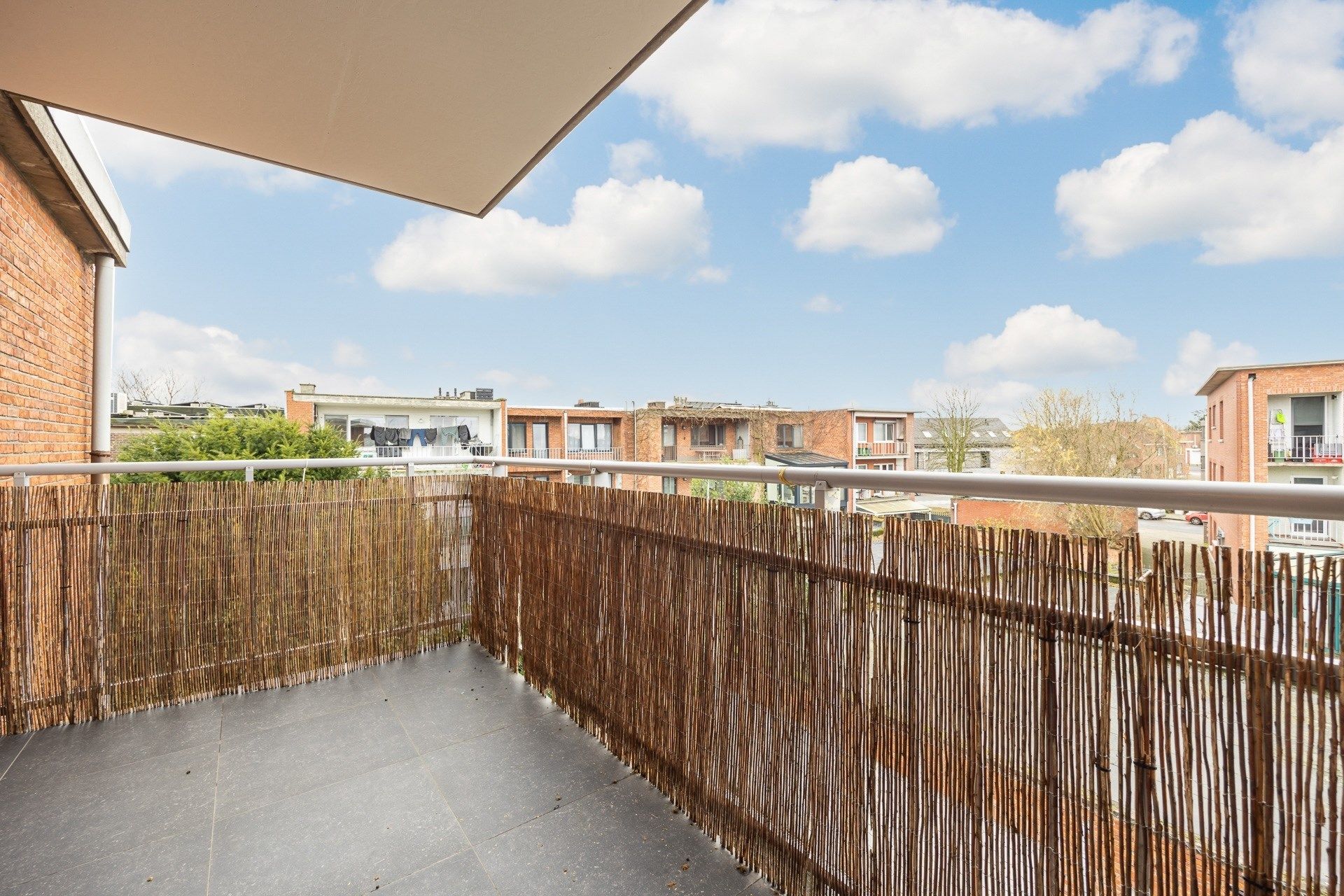 Schitterend gelegen appartement met 2 slaapkamers en garage nabij het centrum (84m²)met 2 slaapkamers nabij het centrum foto 11