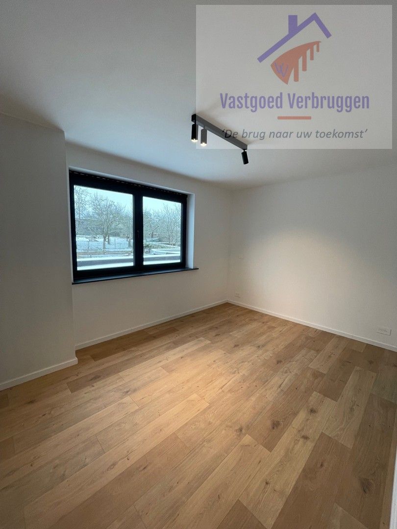 Stijlvolle nieuwbouwwoning in het hart van Mere foto 11