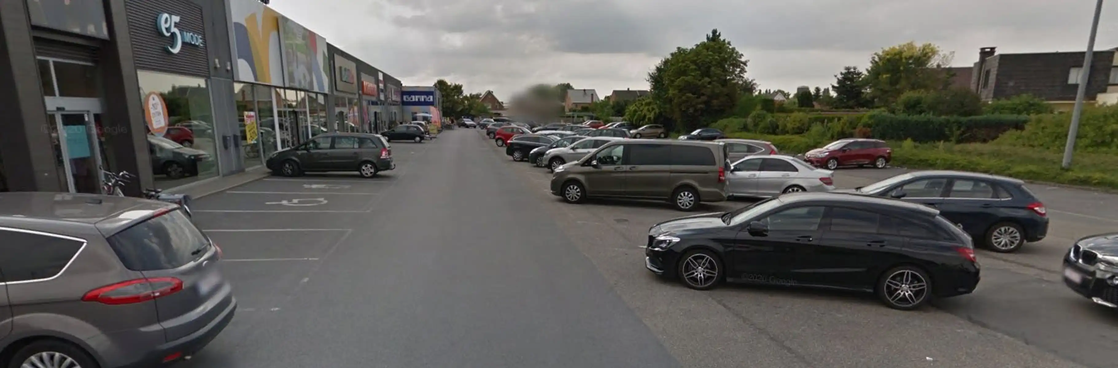 Handelspand van 1.214 m² te huur op retailpark in Lokeren foto 3