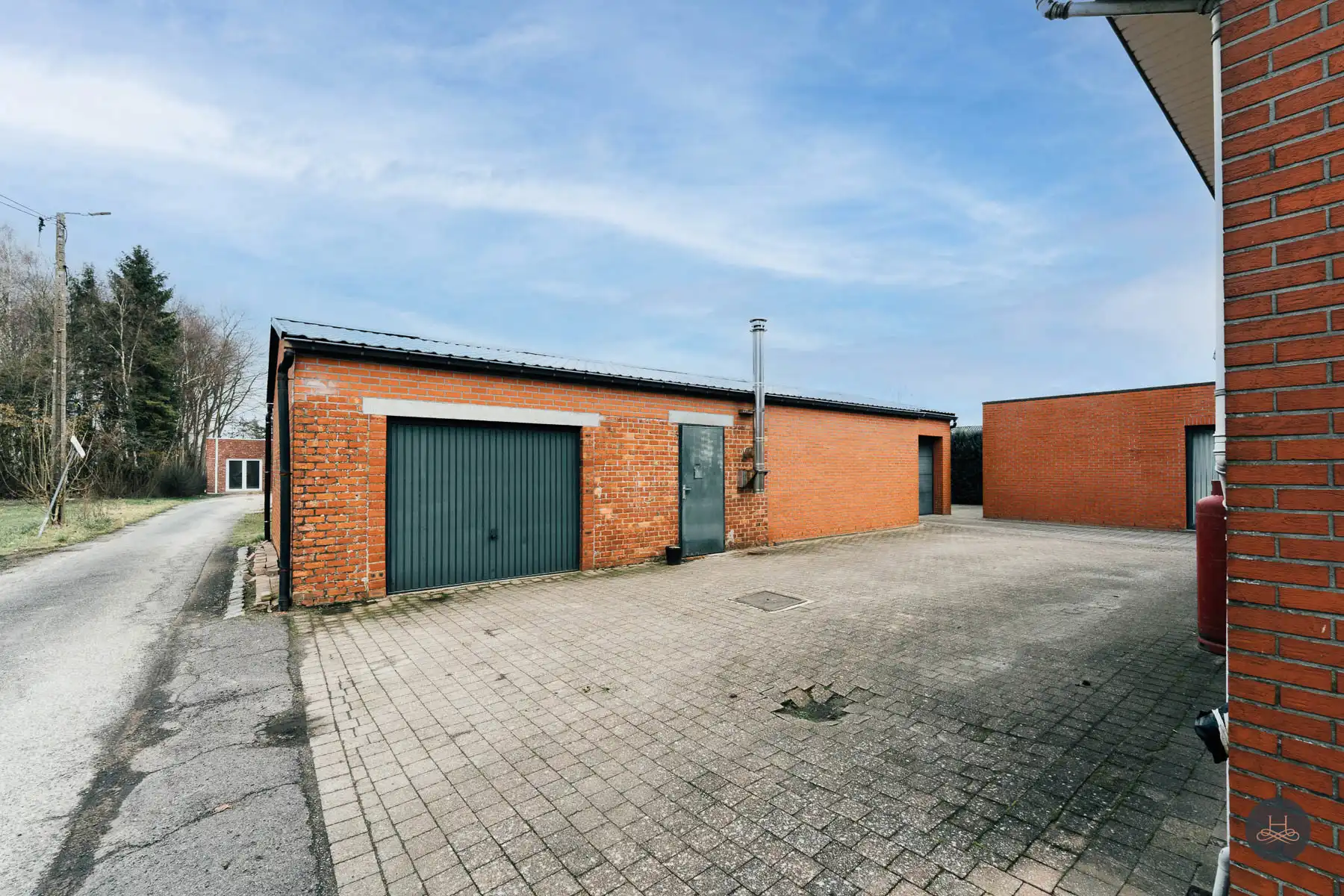 Uitstekend onderhouden woning met veel potentieel foto 24