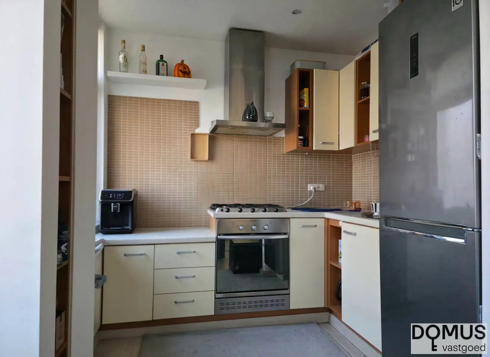 2 slaapkamer-appartement te koop in het hart van Evere foto 7