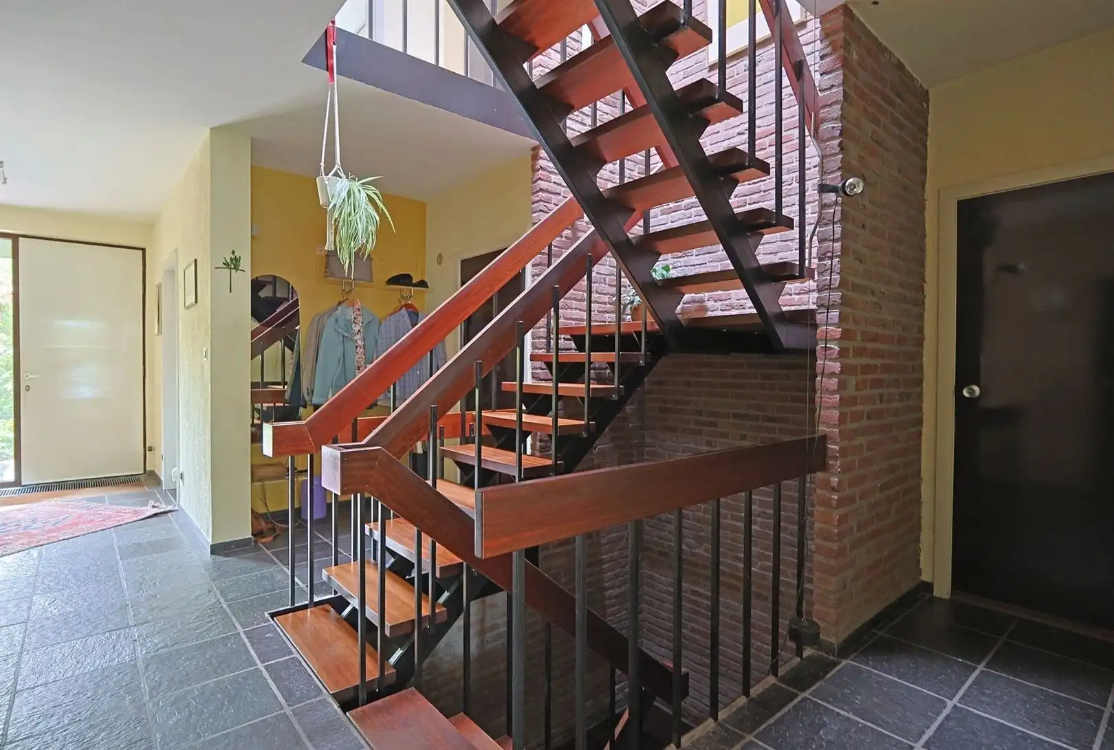 Te renoveren villa in de Mombeekdreef foto 13