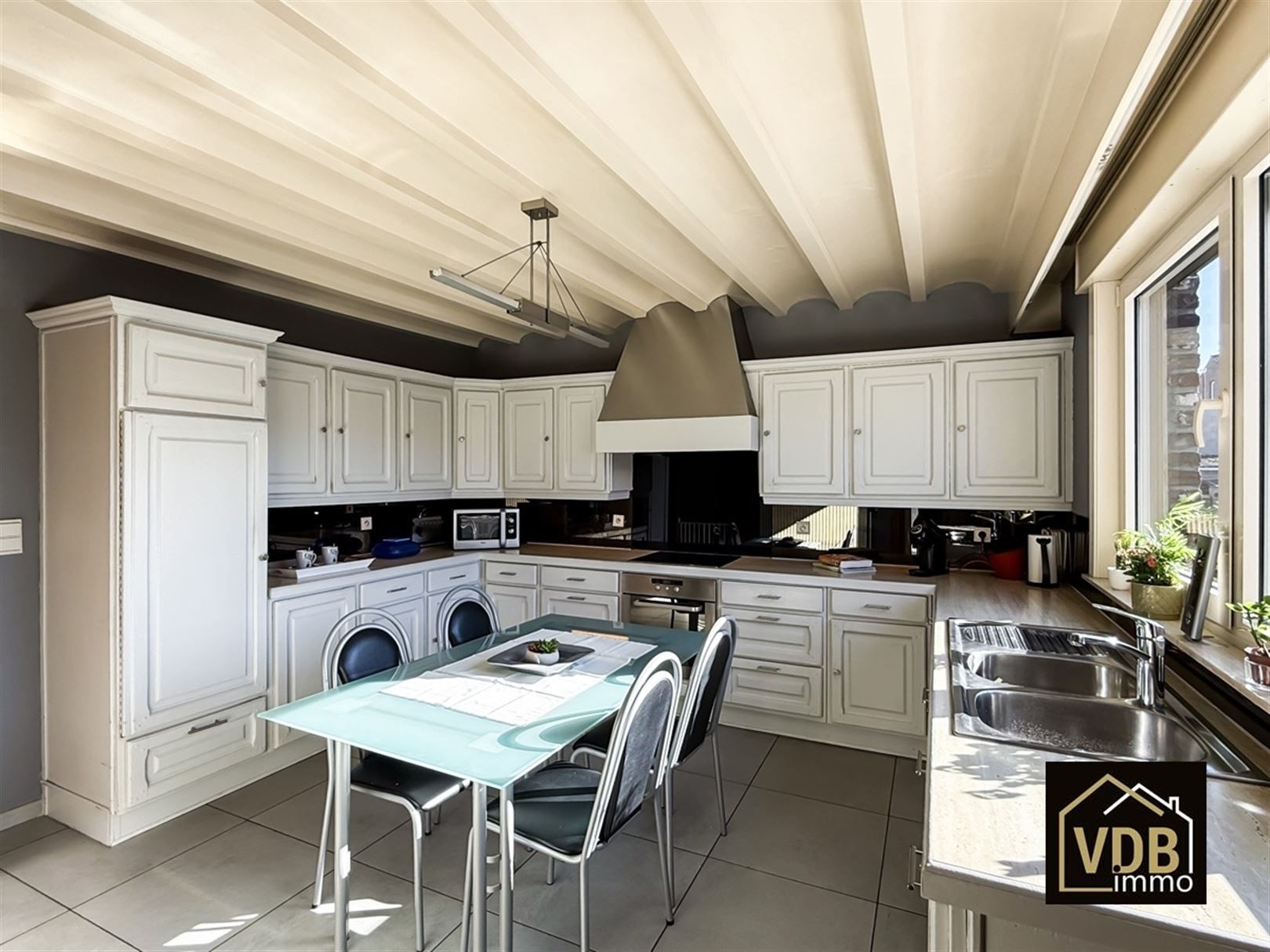 Riante woning - open bebouwing - met loods foto 15