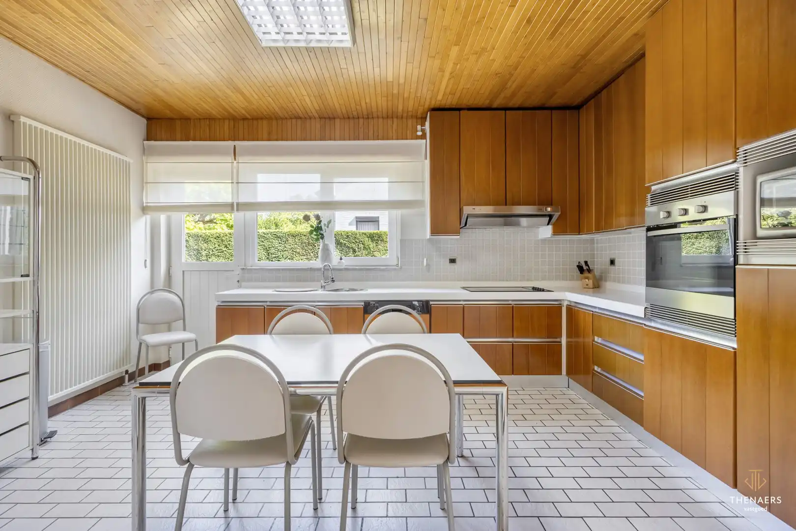 Statige villa met gelijkvloers wooncomfort op een toplocatie in Zonhoven. foto 10