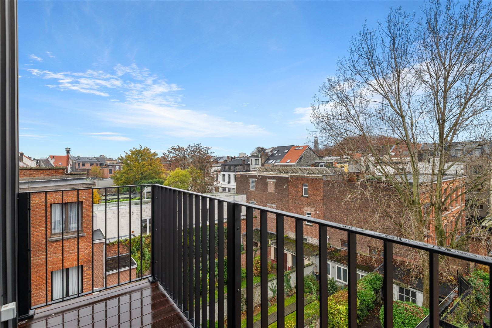 Recent gerenoveerd energiezuinig appartement met zonnig terras. foto 2