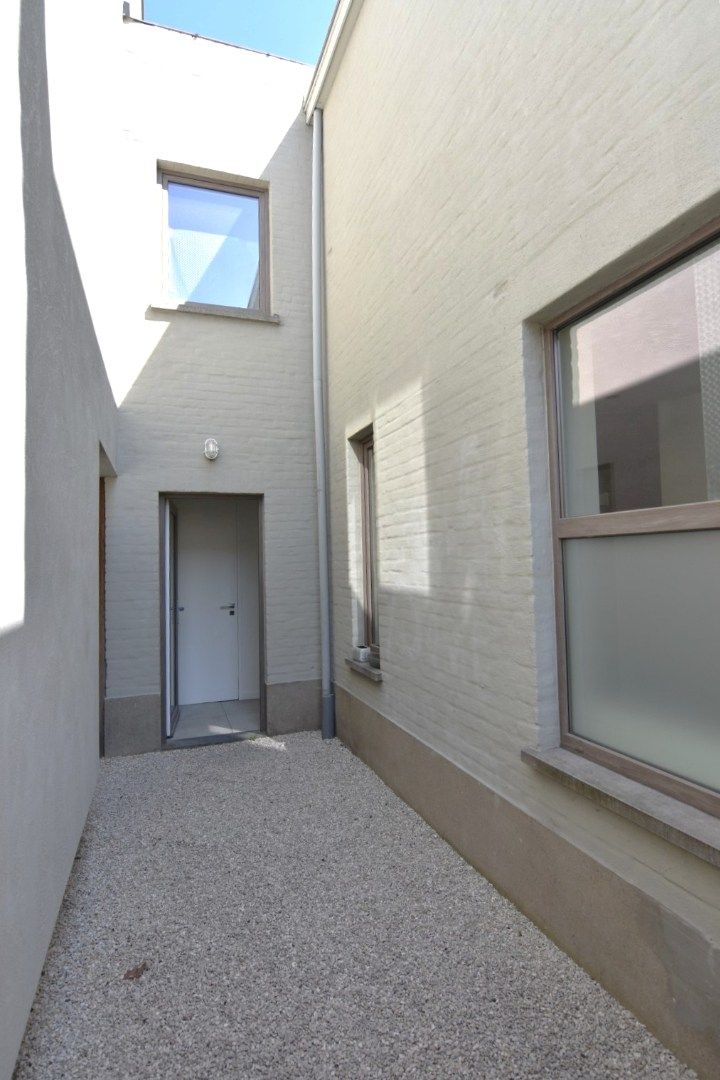 Leuke woning in hartje Rumbeke foto 12
